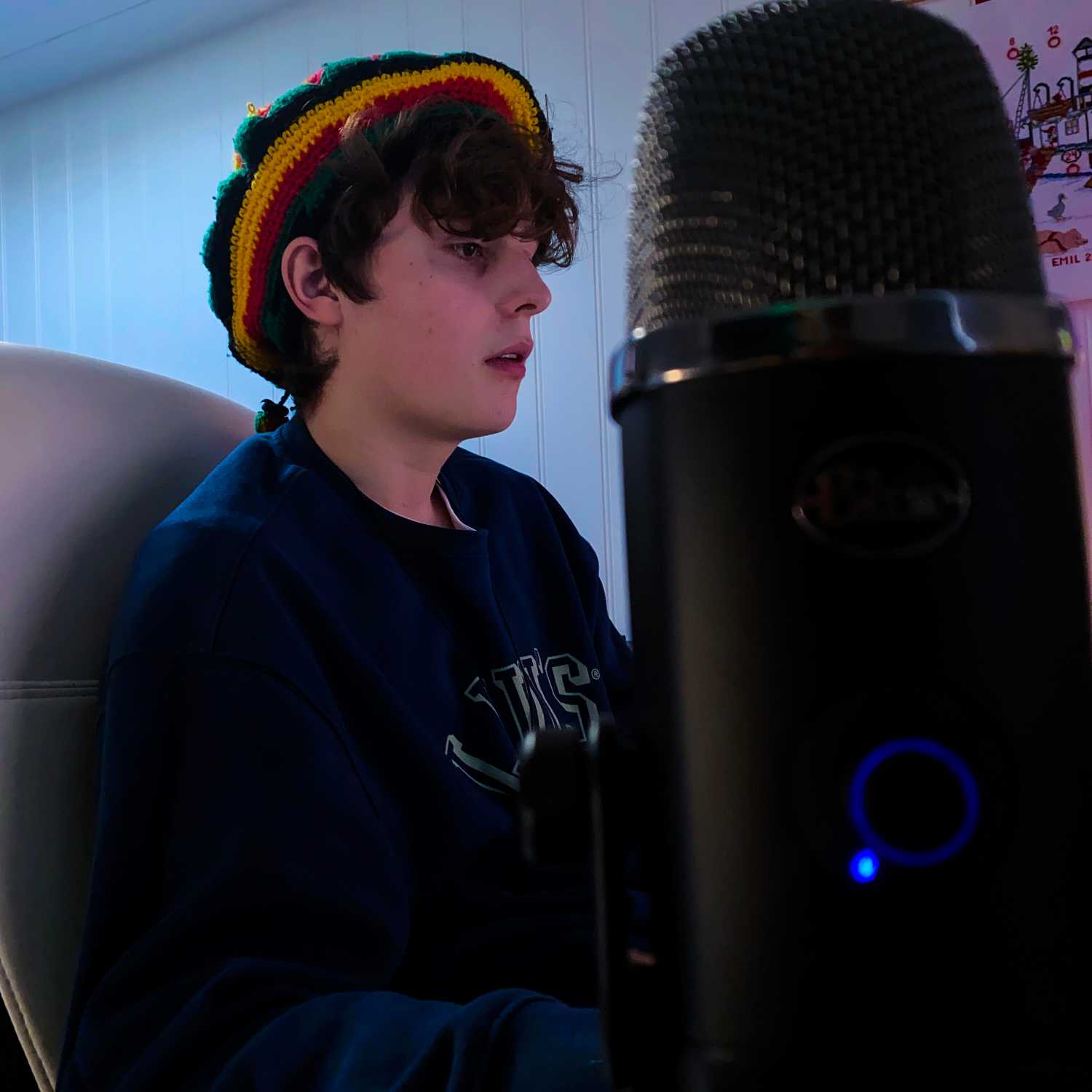 Vurderings komiteen hvor Hjalte og Emil vurderer tilfældige ting Podcasten af Hjalte Larsen