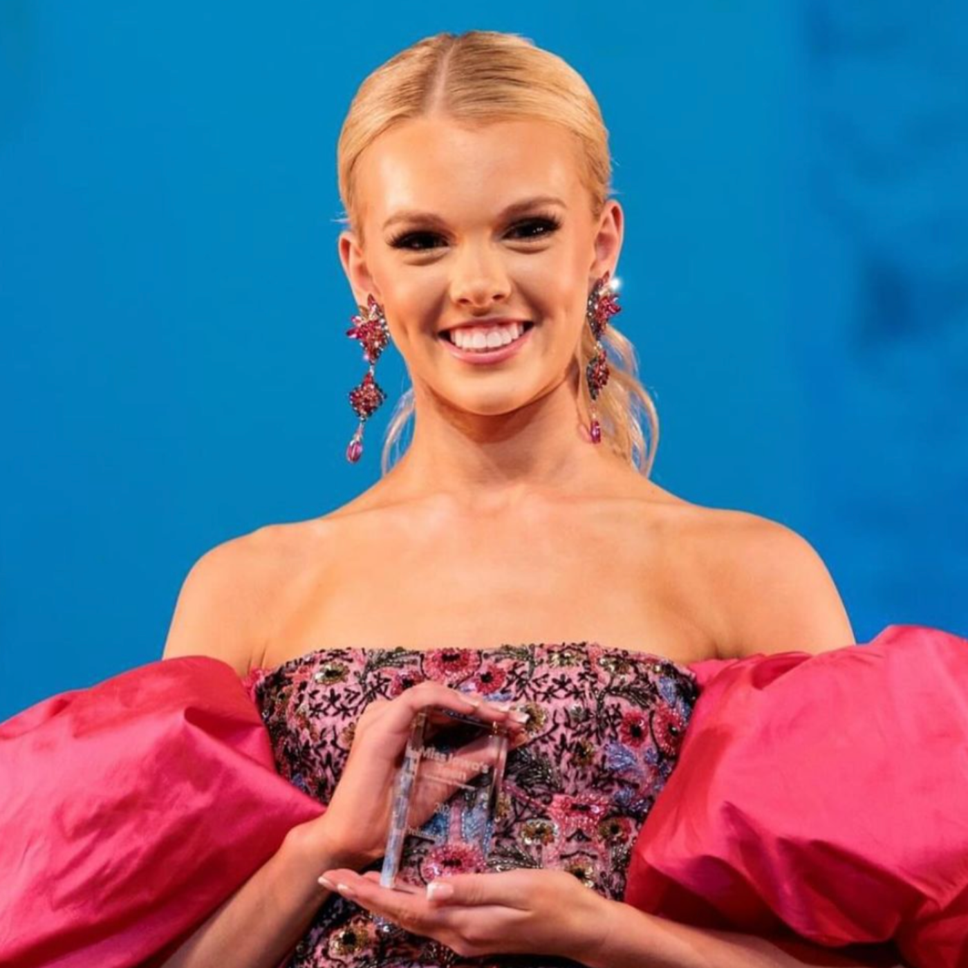 Miss Iowa's Teen 2024- Avery Bradley