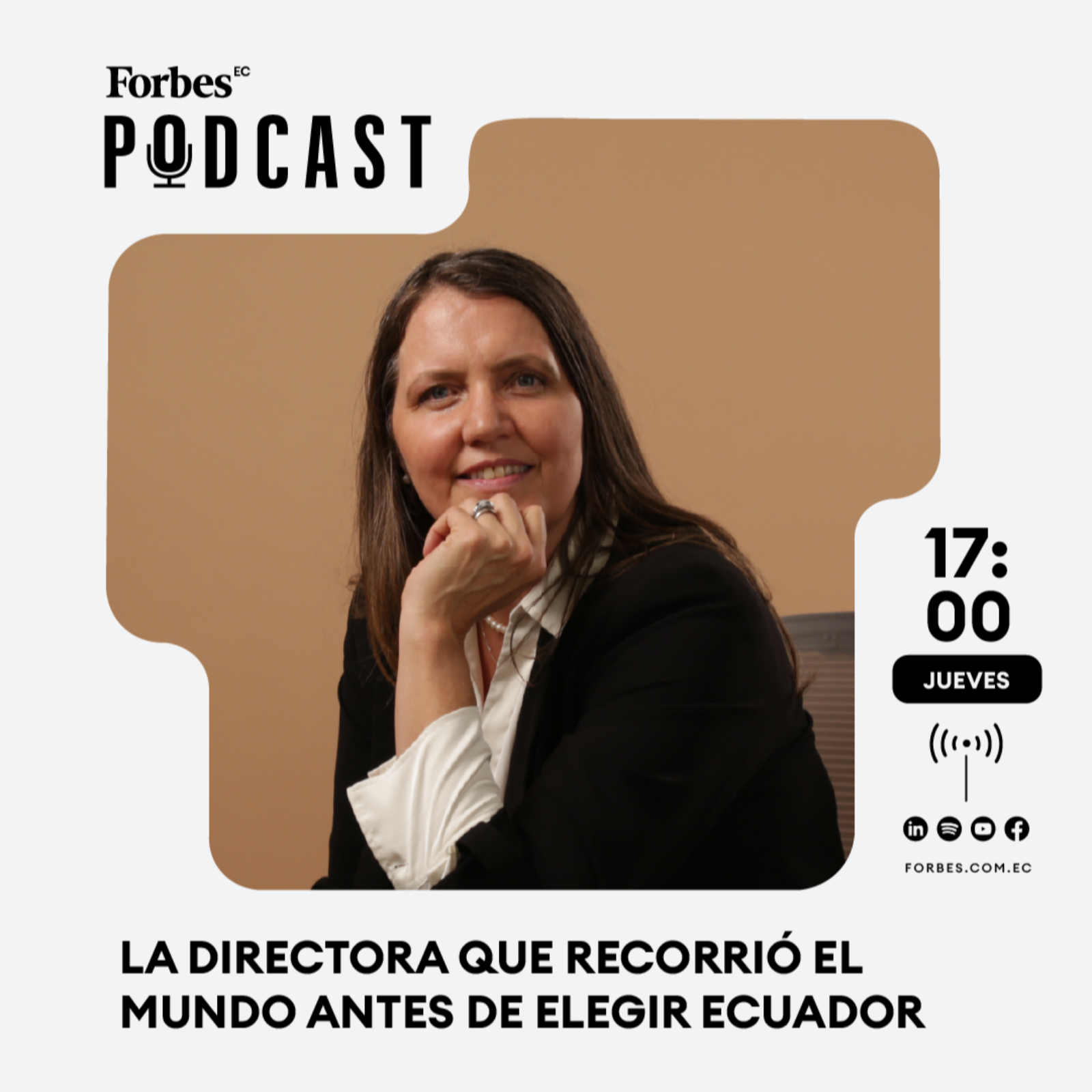 Capítulo #255 La directora que recorrió el mundo antes de elegir Ecuador episode artwork