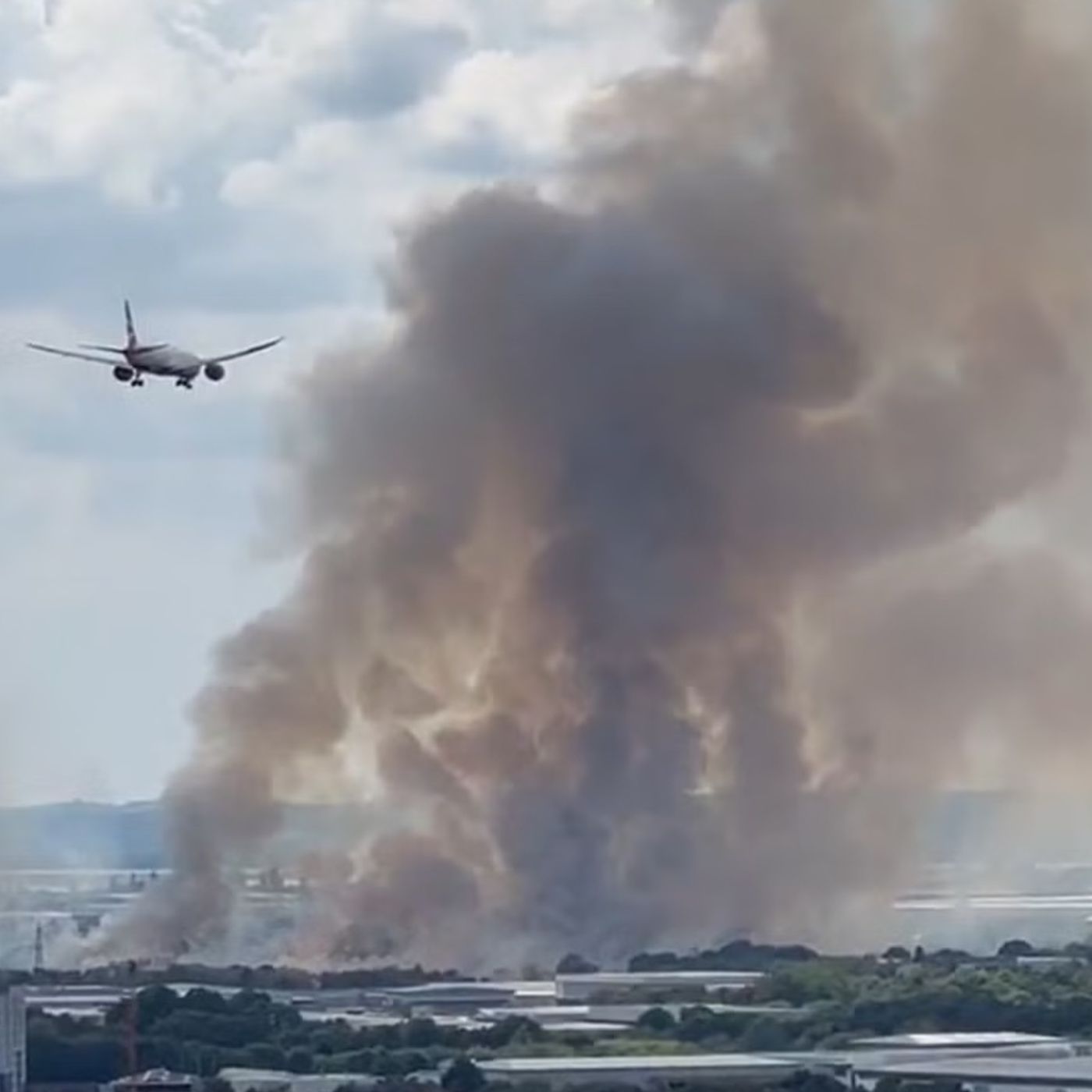 Nizza24: Heathrow chiuso, le ripercussioni all'aereoporto di Nizza - Nuovo terremoto - Fondo pro Zelensky, attenzione ai propri risparmi episode artwork