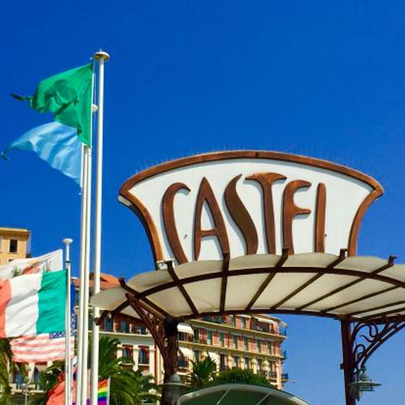 Nizza24 venerdì 24 ottobre: Plage Castel sotto Inchiesta - Ospedale Senza Personale nel Var - Météo Week-End episode artwork