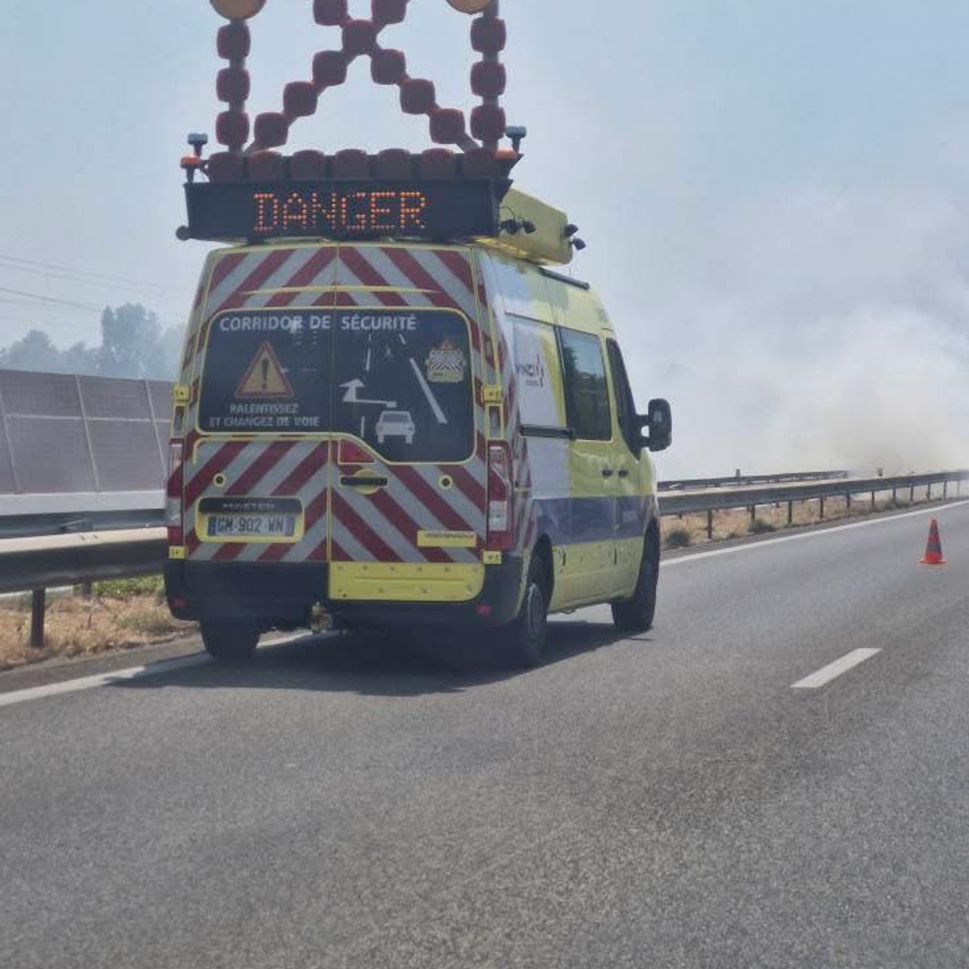 Nizza24 venerdì 12 settembre: Météo Week-End - Emergenza incendi nel Var - Attacco Antibes Arresti episode artwork