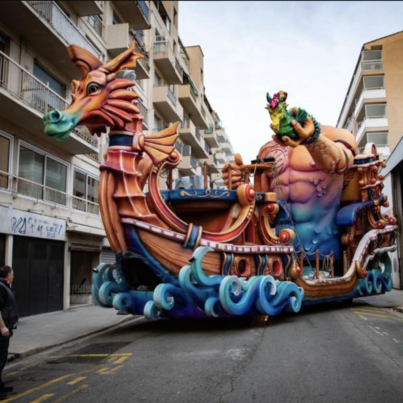 Nizza24 Week End: Divieti e modifiche alla circolazione a Nizza e Menton, tutti i dettagli - boom delle patatine surgelate - Macron, l'Europ episode artwork