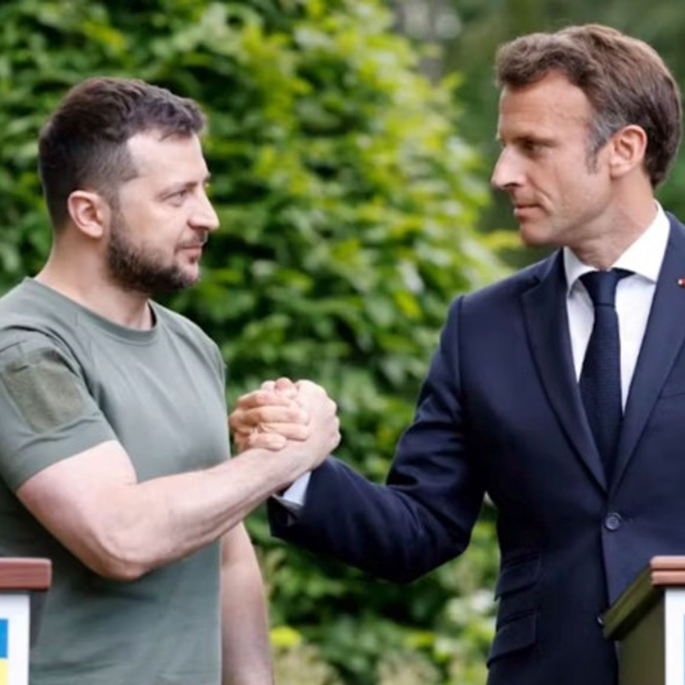FranciaOggi: Macron cerca la ribalta, ma è solo marginale, nostri editoriali - Cado allerta arancione - PSG Vince di Misura contro il Nantes episode artwork