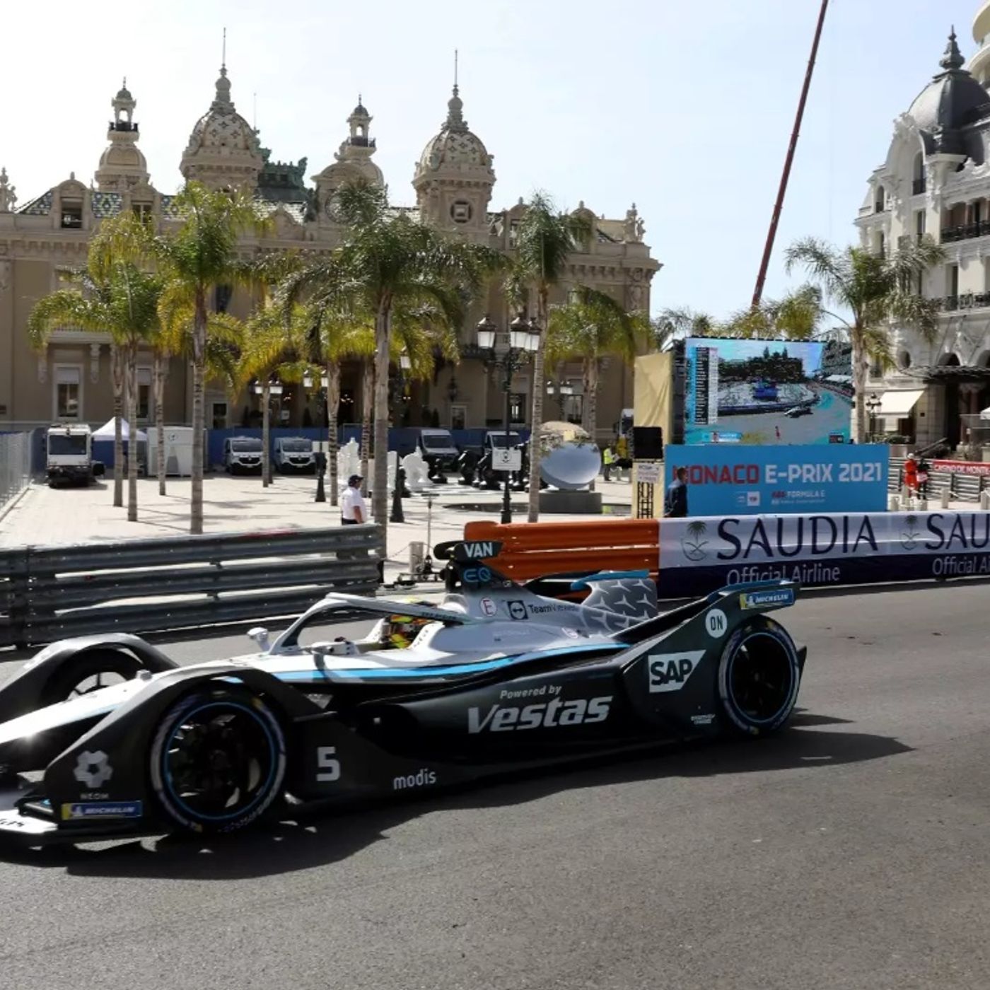 Nizza24: Monaco quasi pronta per il GP di F1 - Papa Francesco e il pesante deficit delle finanze vaticane - Macron a Mayotte - Caos all’ospe episode artwork
