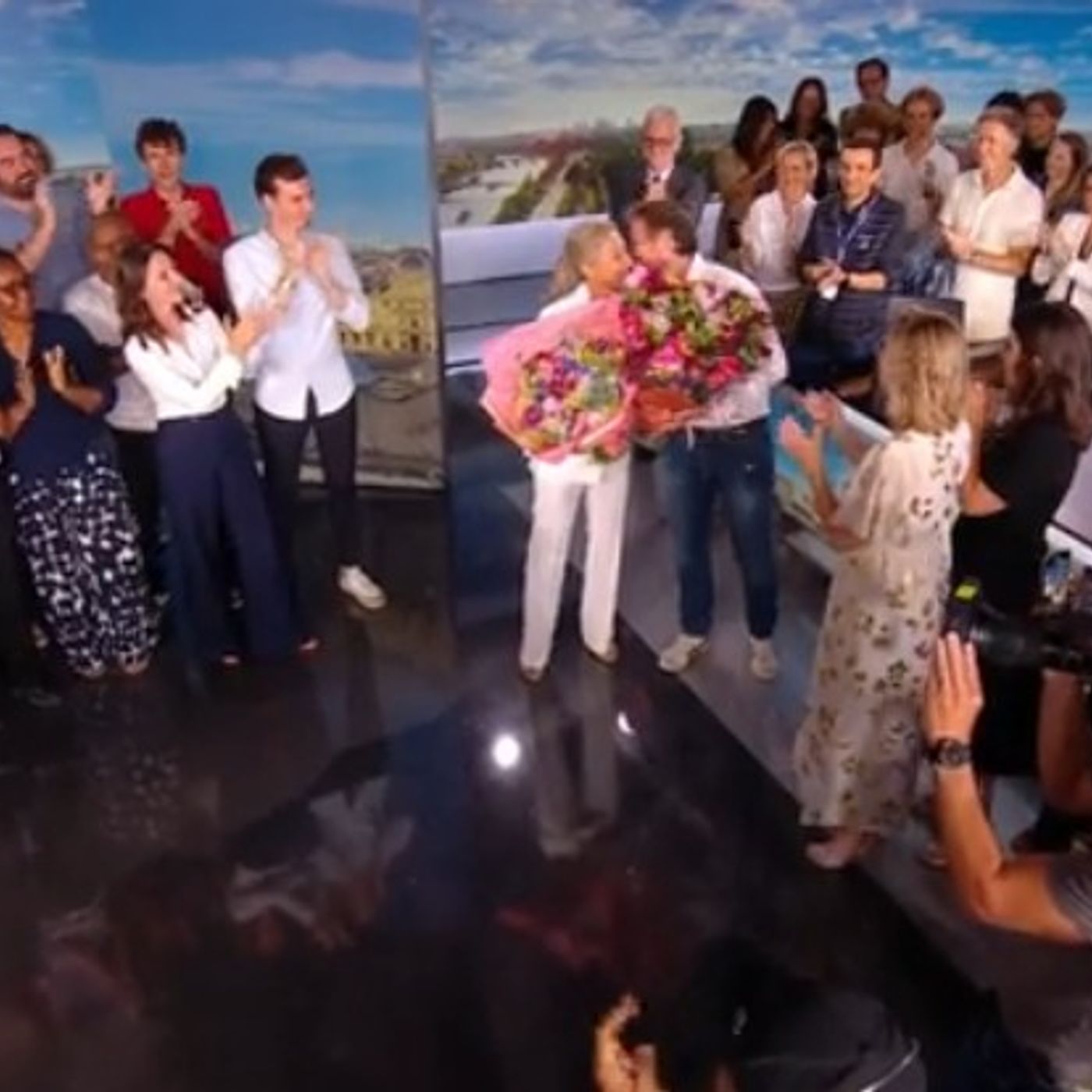 FranciaOggi: L'addio di Anne-Sophie Lapix al TG delle 20 - Bayrou, le pensioni e i numeri irrazionali - Riapre il traforo di Tenda episode artwork