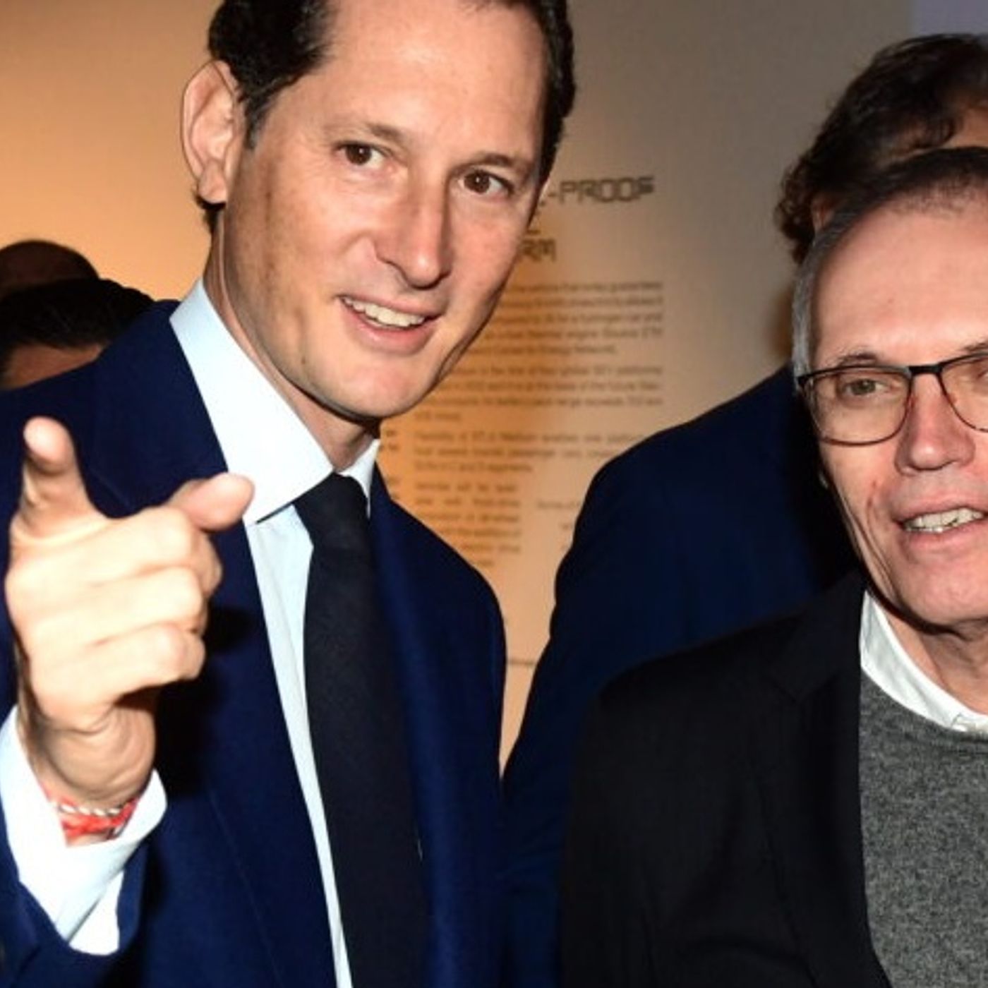 Nizza24: Licenziato Tavares, Arriva De Meo? - Vence, distrutto orsacchiotto di Natale - Accese le luci di Natale a Monaco Montecarlo episode artwork