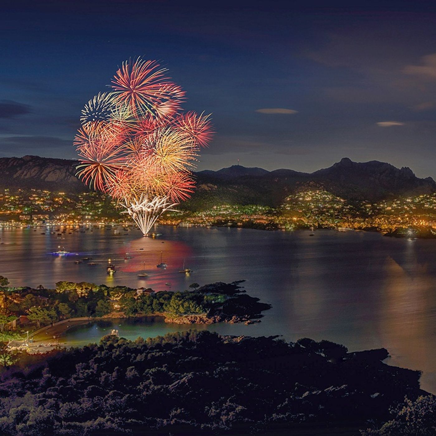 Fuochi di Ferragosto in Costa Azzurra: Tutti gli  Eventi da non perdere! episode artwork