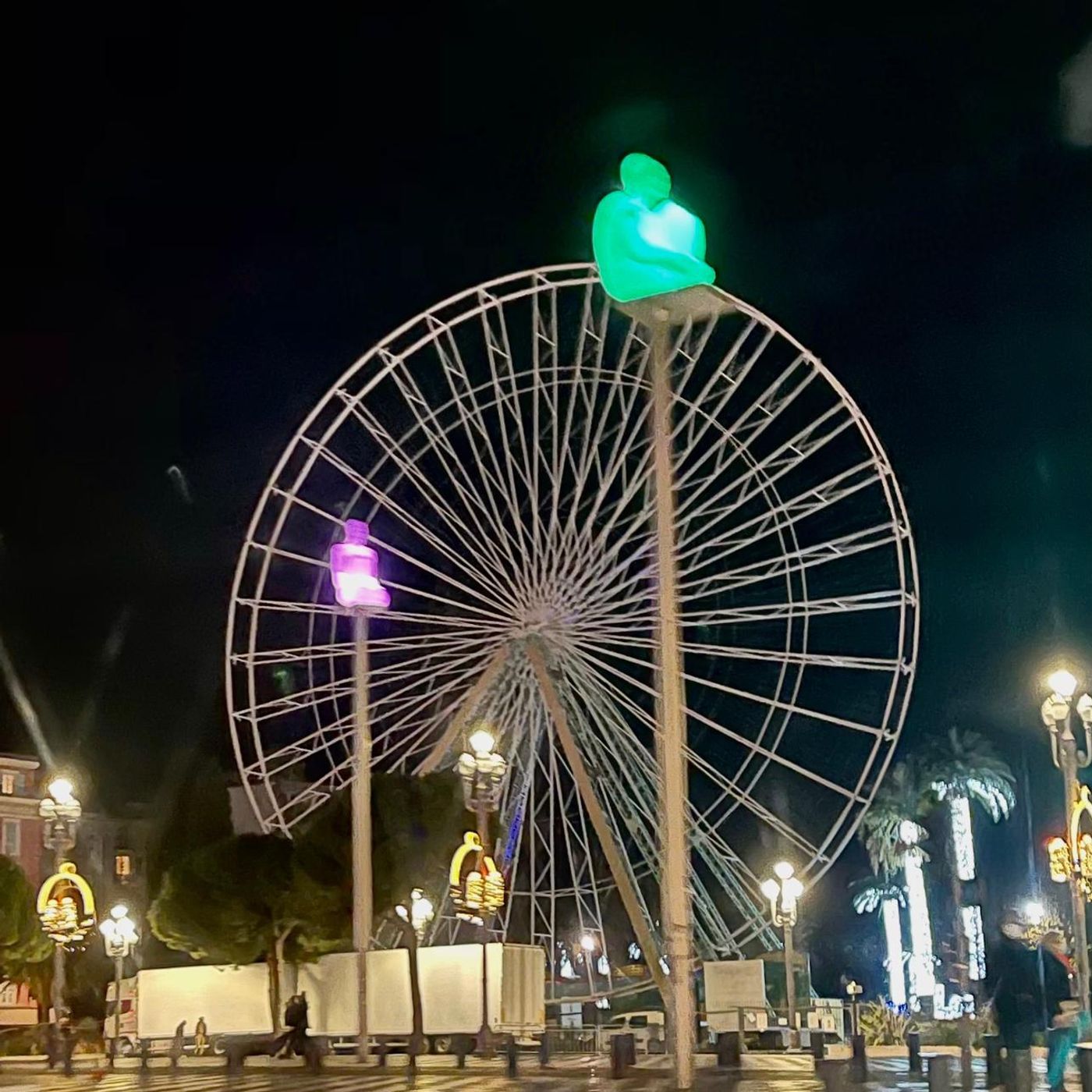Guida agli eventi di fine anno, ai fuochi d'artificio e ai mercatini di Natale 2025/2026 in Costa Azzurra e Monte Carlo episode artwork