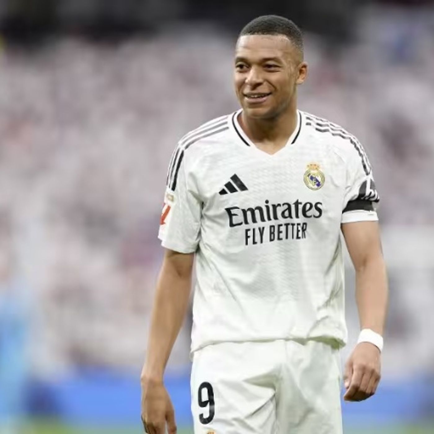 Nizza24 lun 26 maggiNizza24: Scarpa d'oro per Kylian Mbappé - Blackout in Costa Azzurra, il ministro vuole i droni - Il mistero di Ive episode artwork