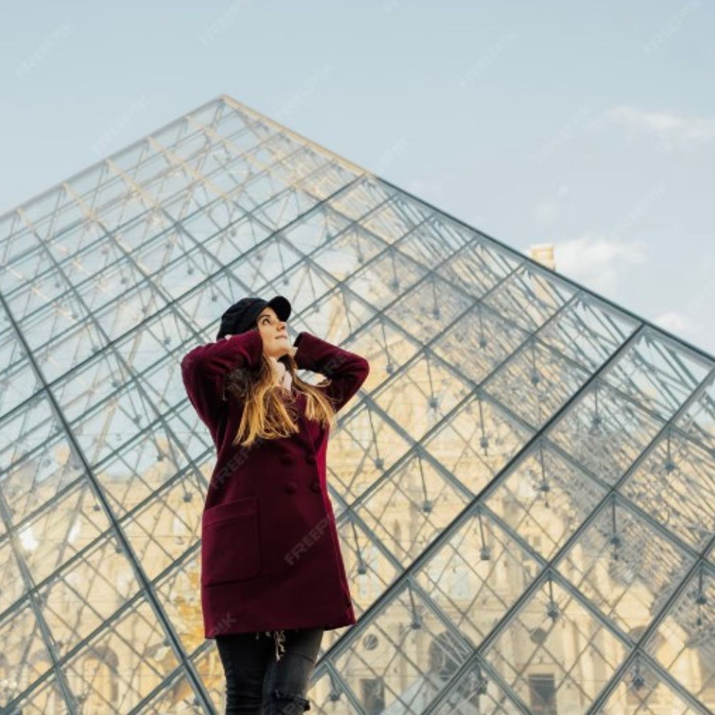 Francia24:  Furto al Louvre, Criminali di Piccolo Calibro? - "Stregoneria Fiscale" nell'esagono -  Bambola pornografica in vendita su Shein episode artwork