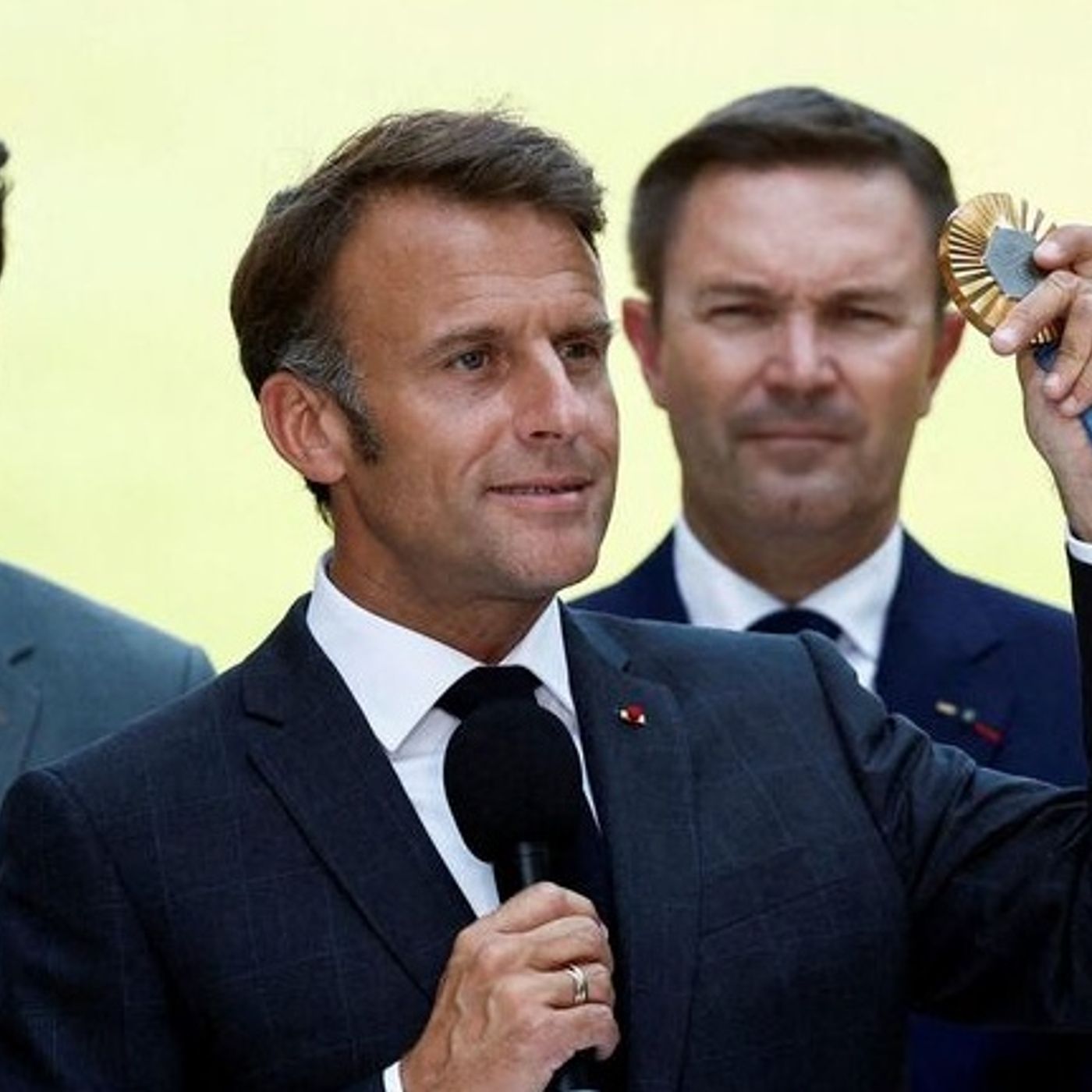 Nizza24: Oggi nomina nuovo primo ministro? - Incendi in Riviera - ArcelorMittal condannata per "danno da ansia" episode artwork