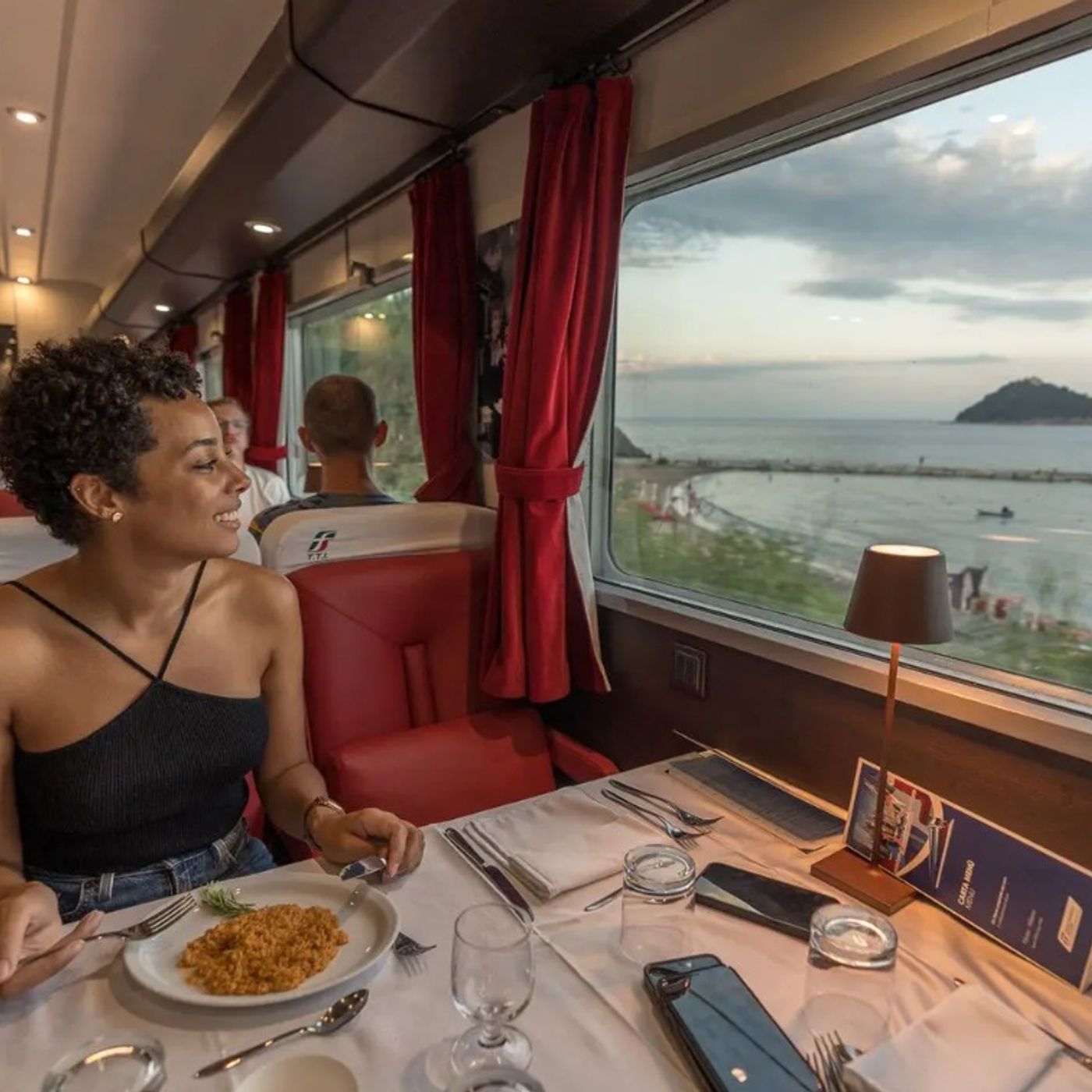 Nizza24: Con il nuovo Marsiglia-Nizza-Roma torna nel 2025 l'Espresso Riviera - Caos all'aeroporto di Orly -  News dal Festival di Cannes episode artwork