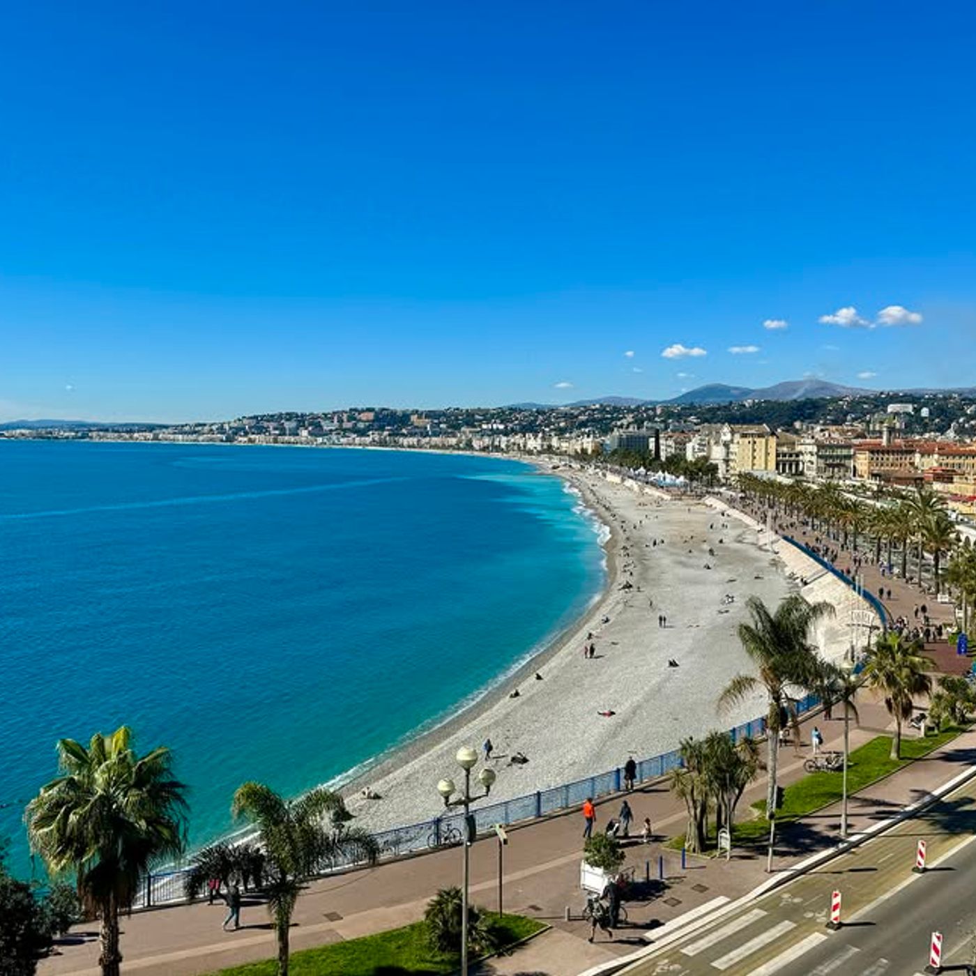 Nizza24 venerdì 5 dicembre: Météo Ponte 8 Dicembre Immacolata - Ristoratori Contro Nuova Viabilità in Quai des États-Unis - Tragedia a La Po episode artwork