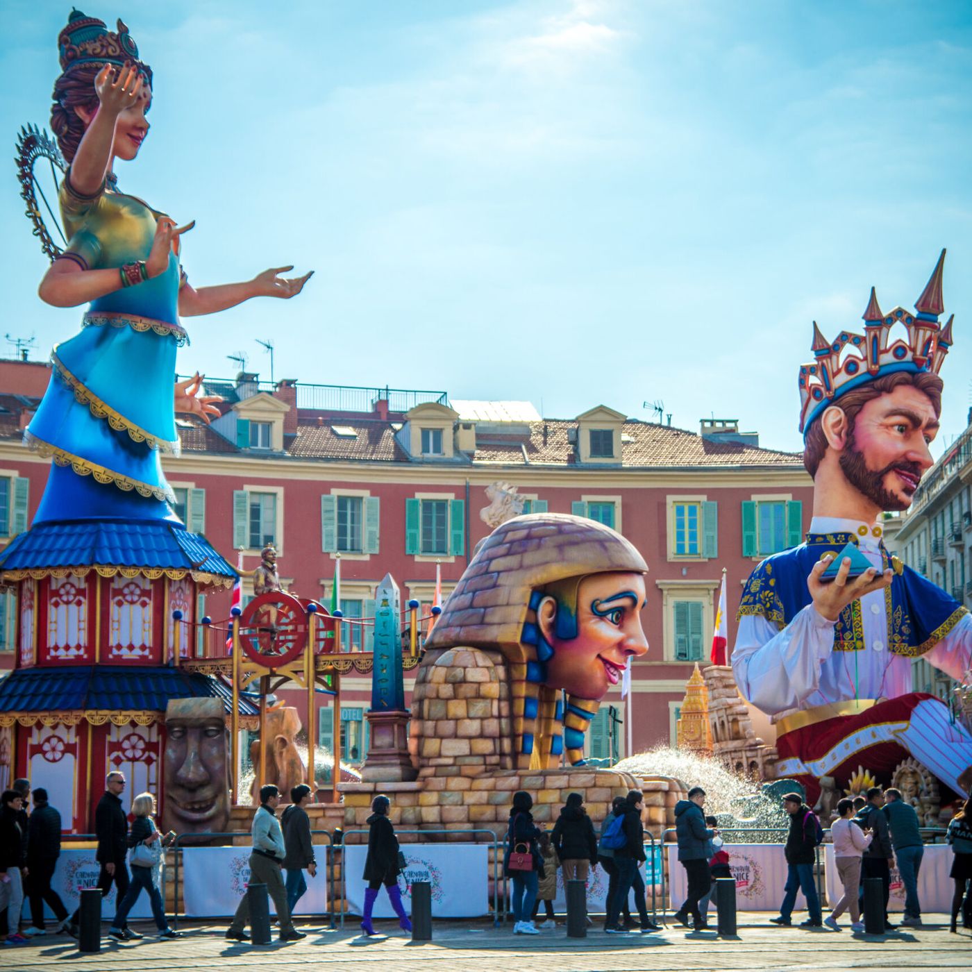 Carnevale di Nizza 2026: “Le roi est mort, vive la reine” – Un omaggio potente al ruolo della donna nella società episode artwork