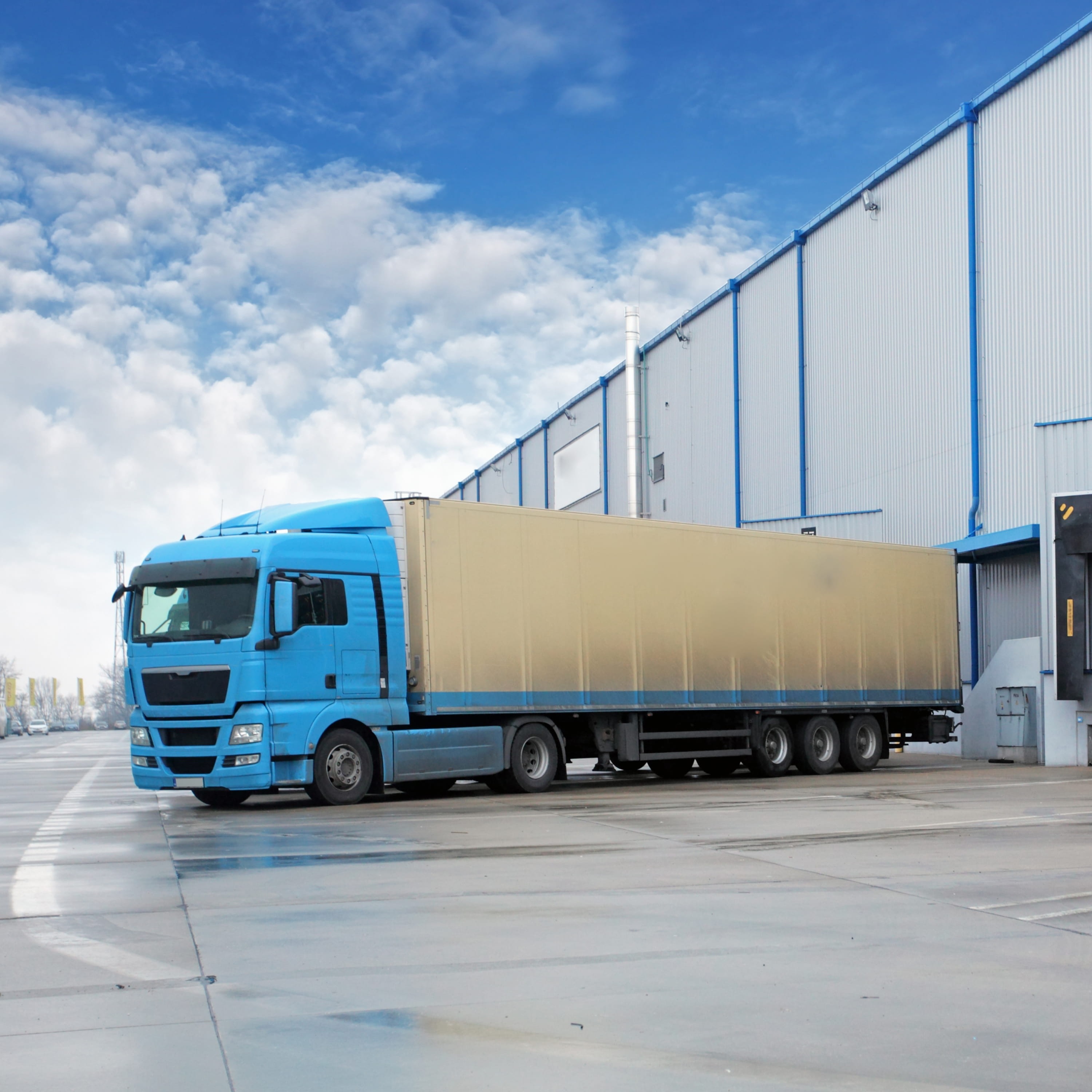 Intelligente Torsteuerung für LKW: Weniger Personal, mehr Kontrolle