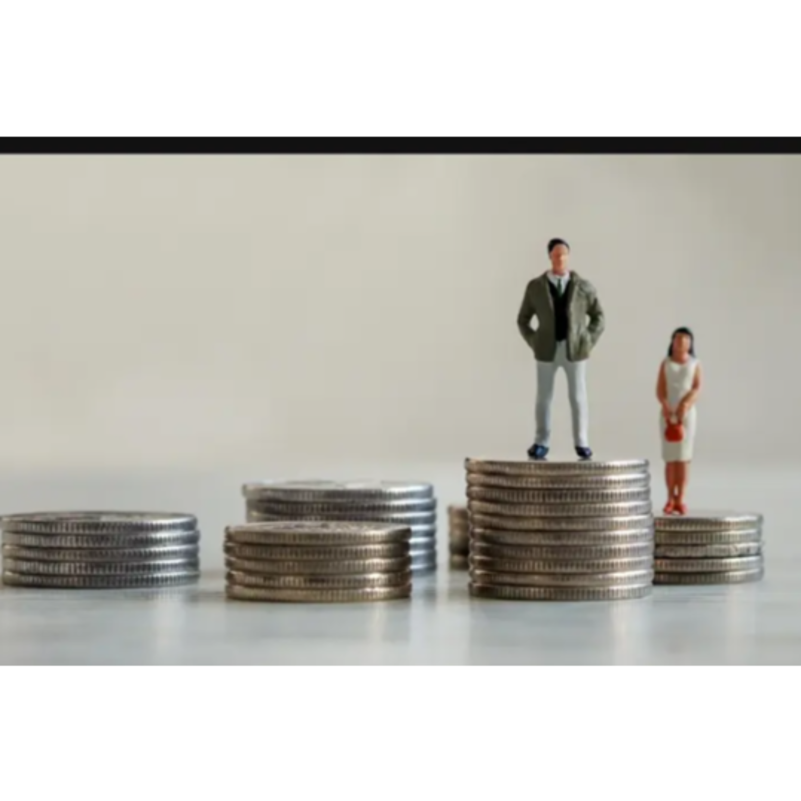 I posted an article today about the gender pay gap in OHIO, don't you know the angry comments came from men? Oh, most of them were clowns. Look at the comments they posted below. 