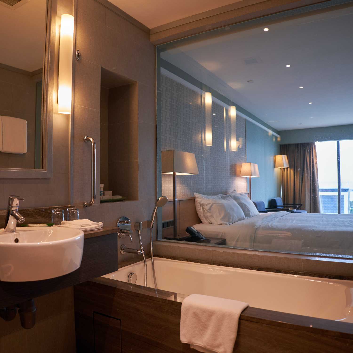 FU Talk about hotel