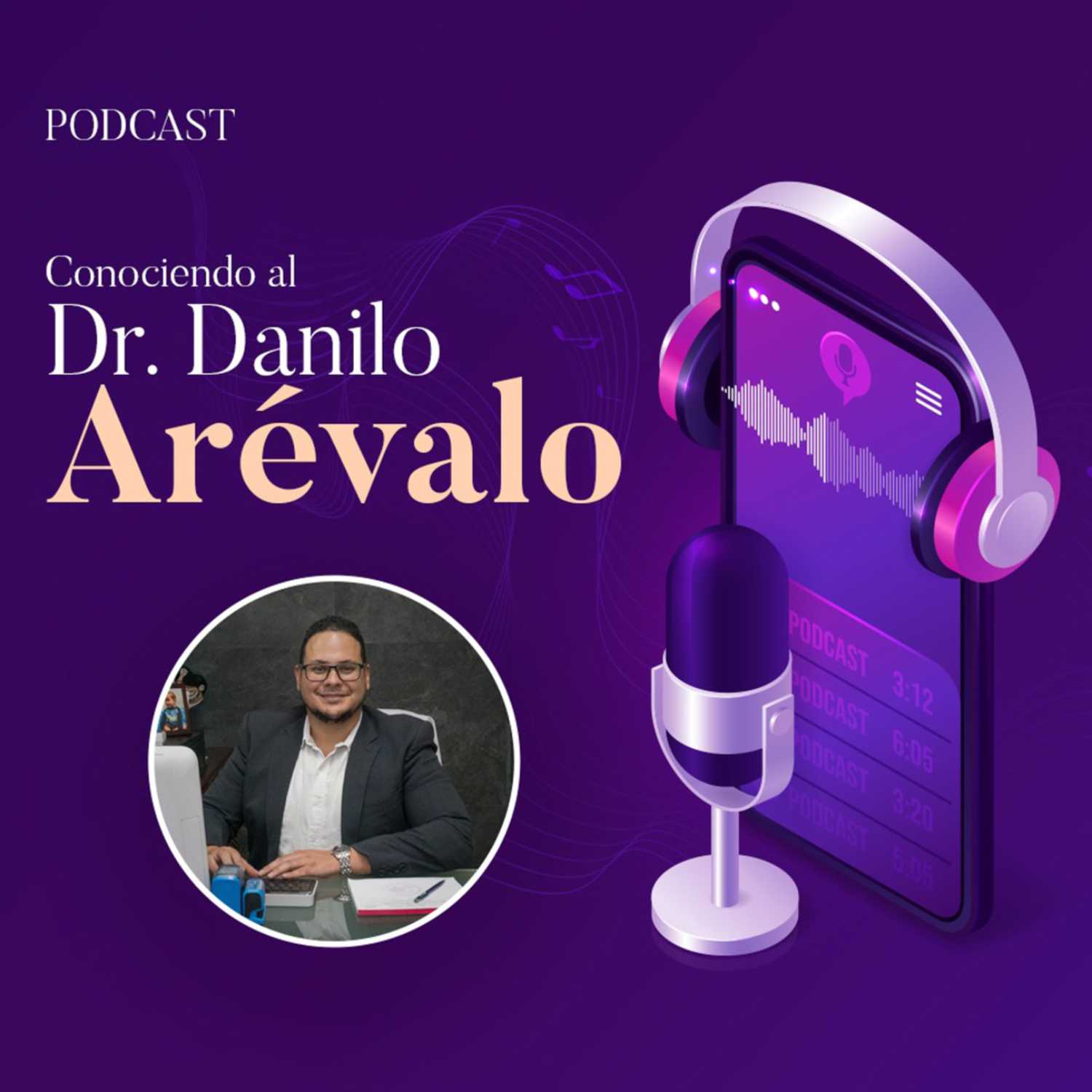 Hablando con el Dr. Danilo Arévalo