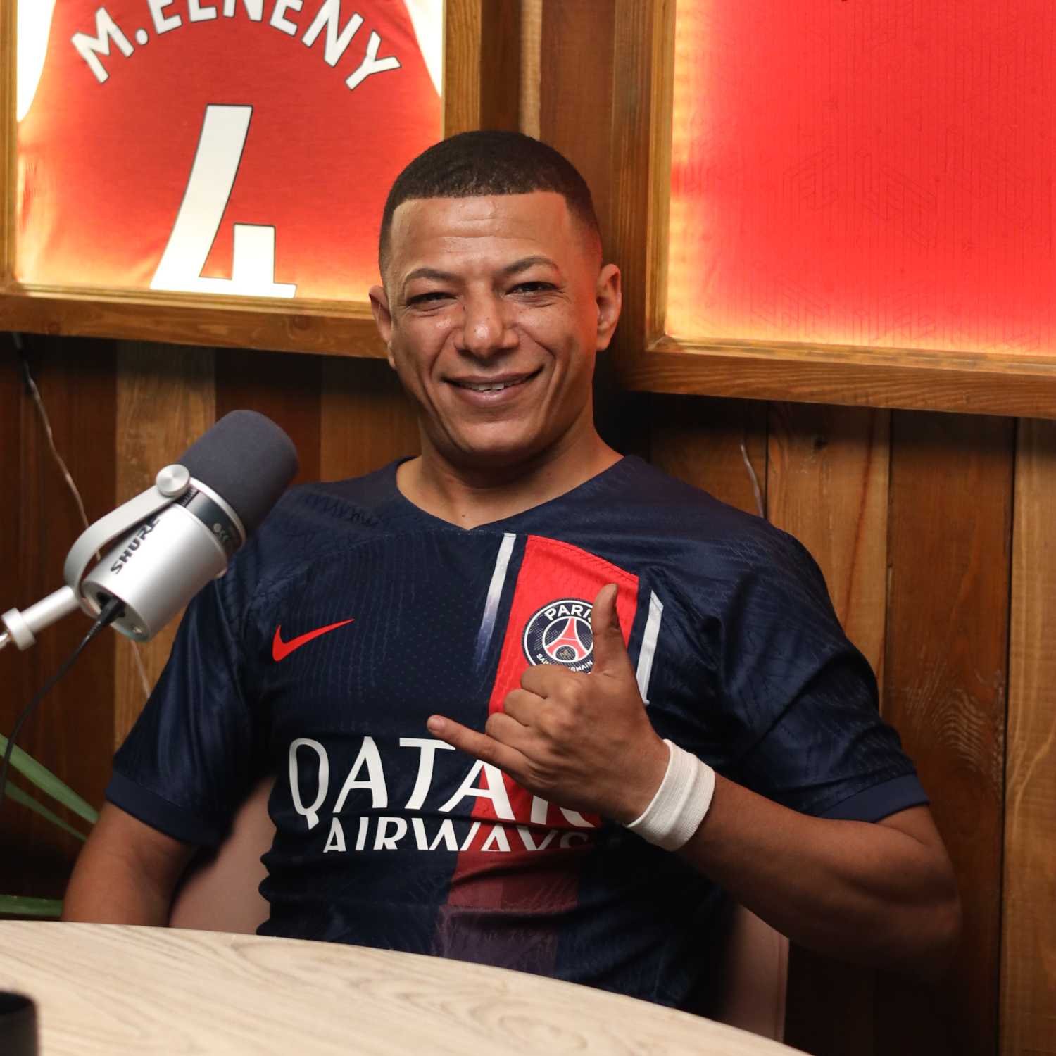 شبيه مبابي: عملت فيديوهات و بعد شهر حضرت نهائي كأس العالم .. العالم كله يعرفني لكن على الله حكايتي 