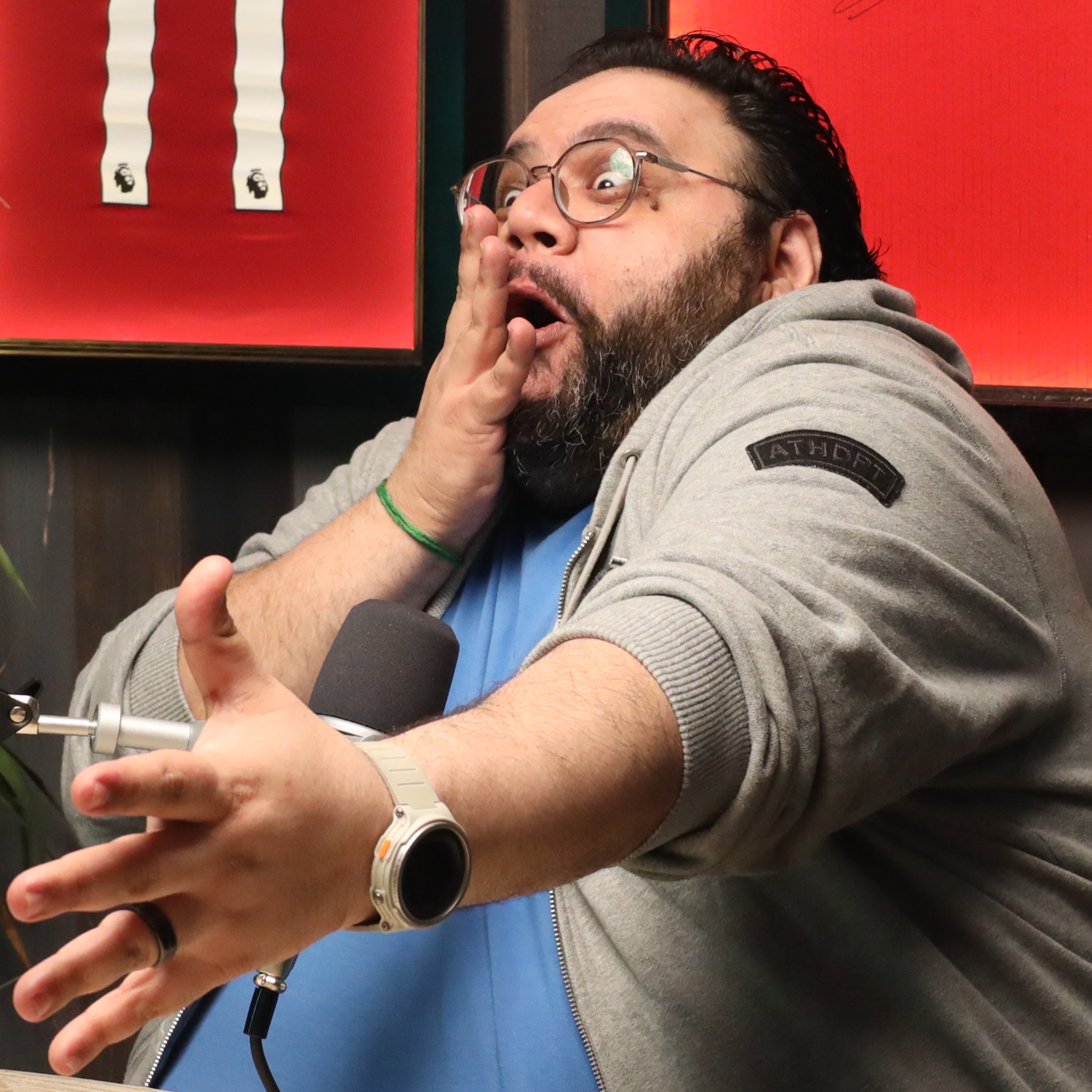 محمد حسين راشد🚀 كرة القدم أصبحت مملة 😱 و تعجبت من نجاح محتوى "رد الفعل" 🤣