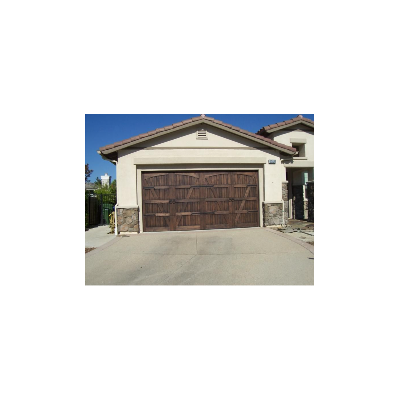 Highland garage door