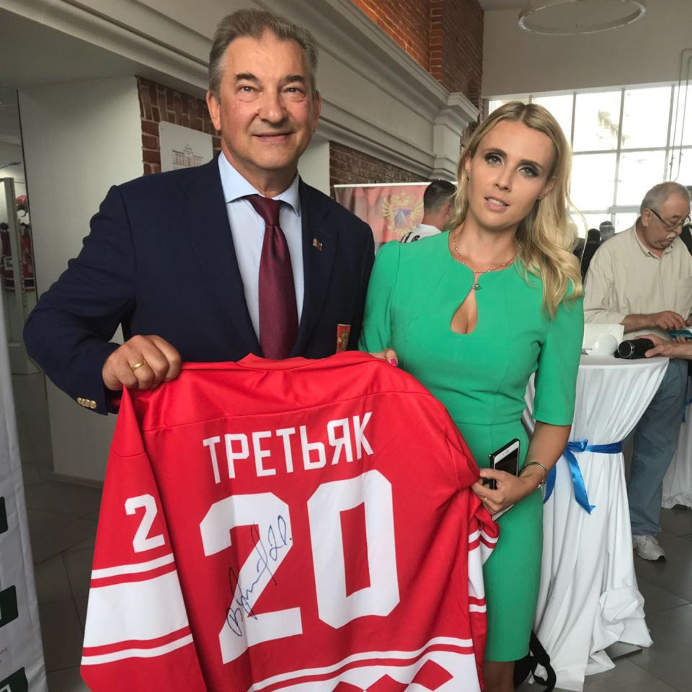 Commentary from Evgeni Malkin and Vladislav Tretyak / Прямая речь Евгения Малкина и Владислава Третьяка.