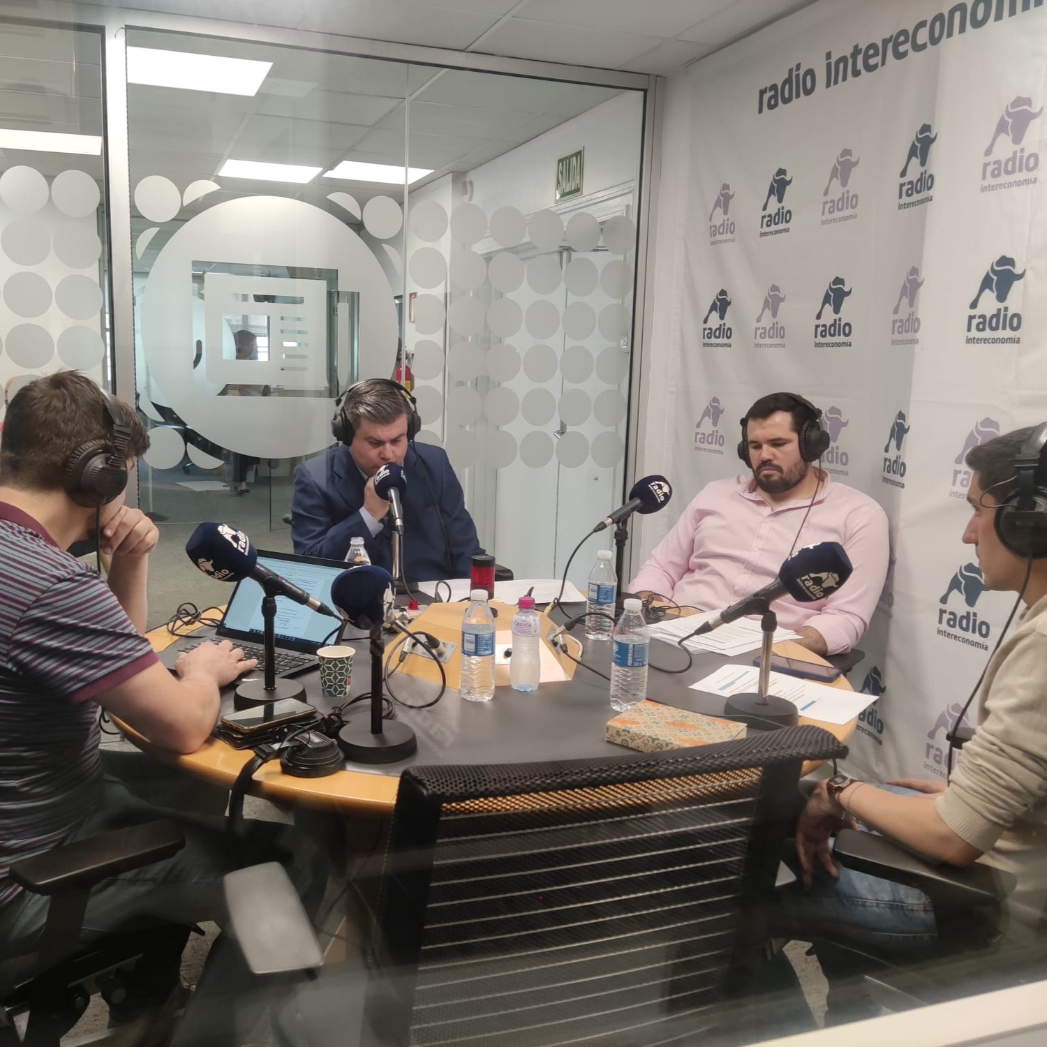 Sin Palos en las Ruedas.