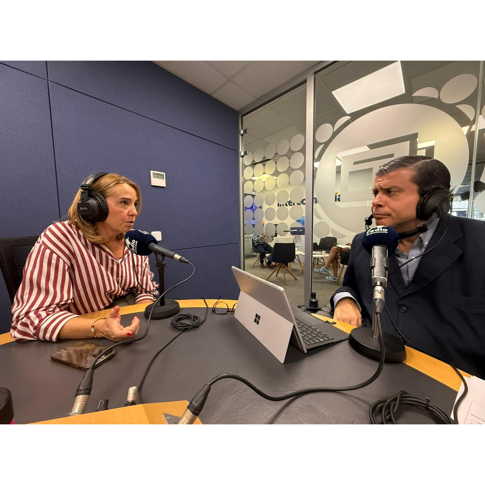 Sin Palos en las Ruedas.