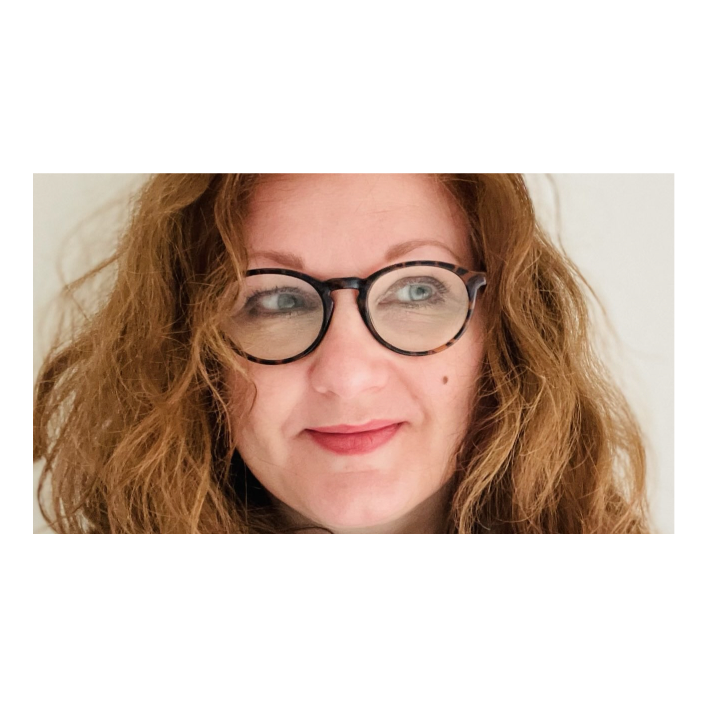 I Know that Voice – Emma Clarke (London Underground, BBC Radio 3)