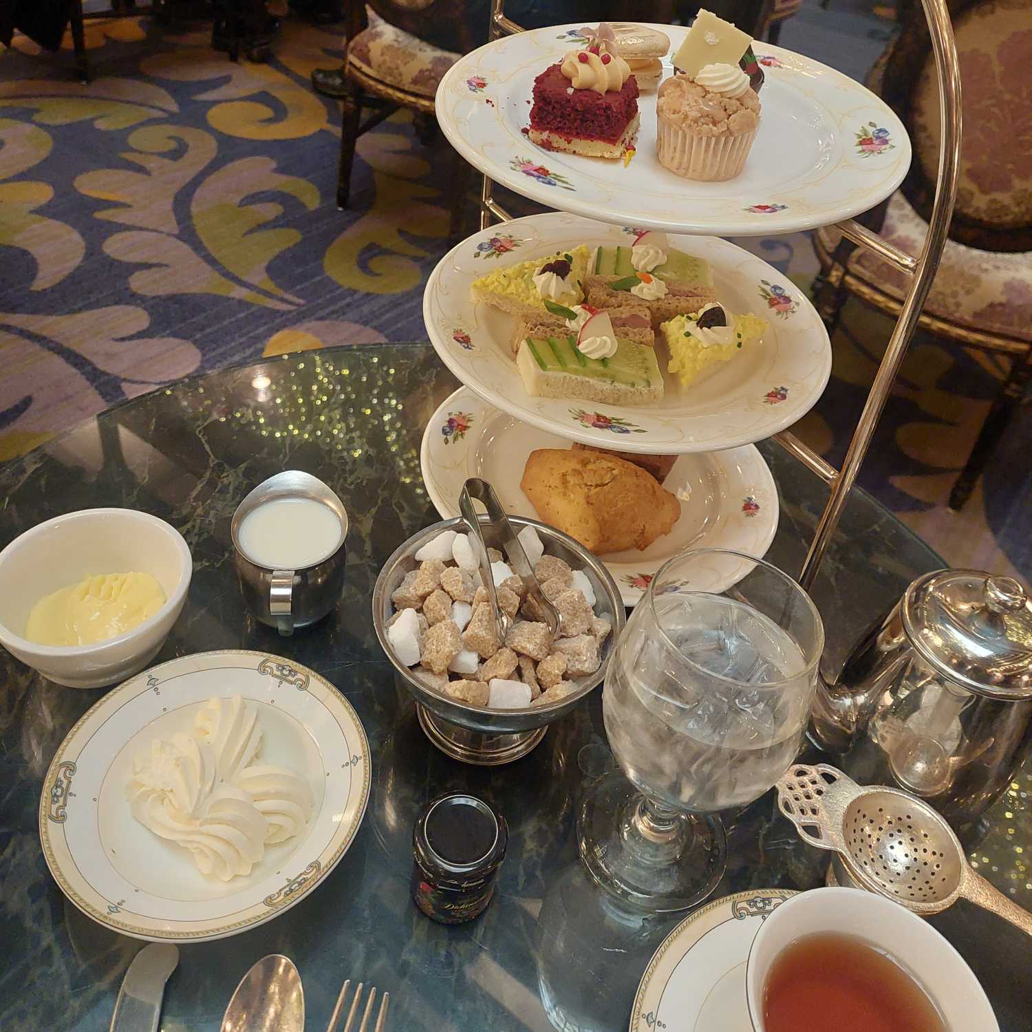 Afternoon Tea : Past and Present episode artwork