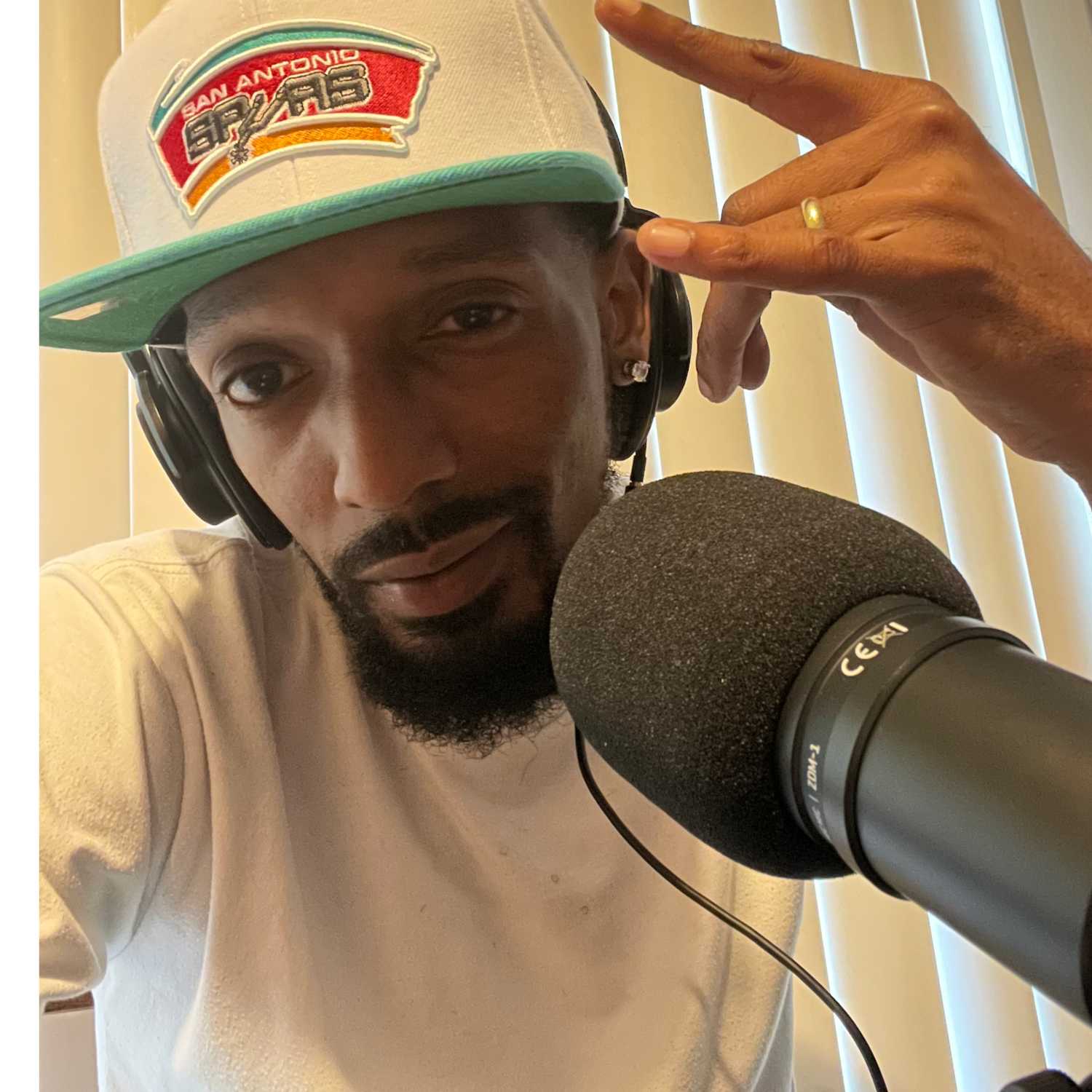 Kickin It With Lou Podcast