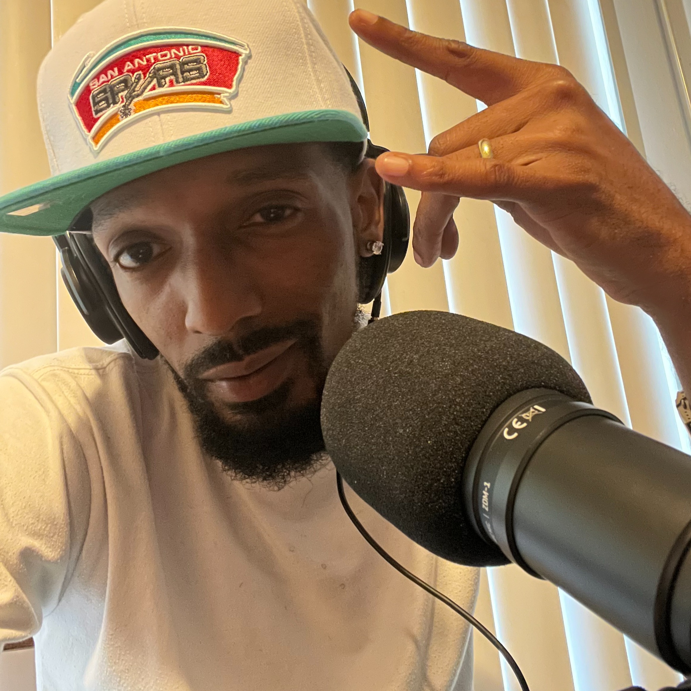 Kickin It With Lou Podcast