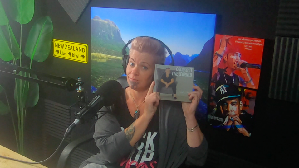 #17 - Shelly Davies Interview (Writing, Communications, Language, Profanity, Maori, White Privilege etc.)