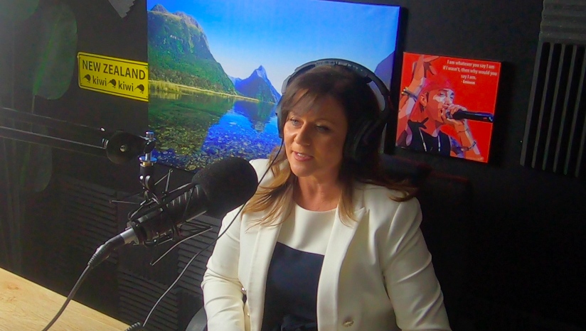 #09 - Angela O'Leary Interview (Hamilton Council, Rates, Red Tape, Housing, Public Transport, Amazon etc.)