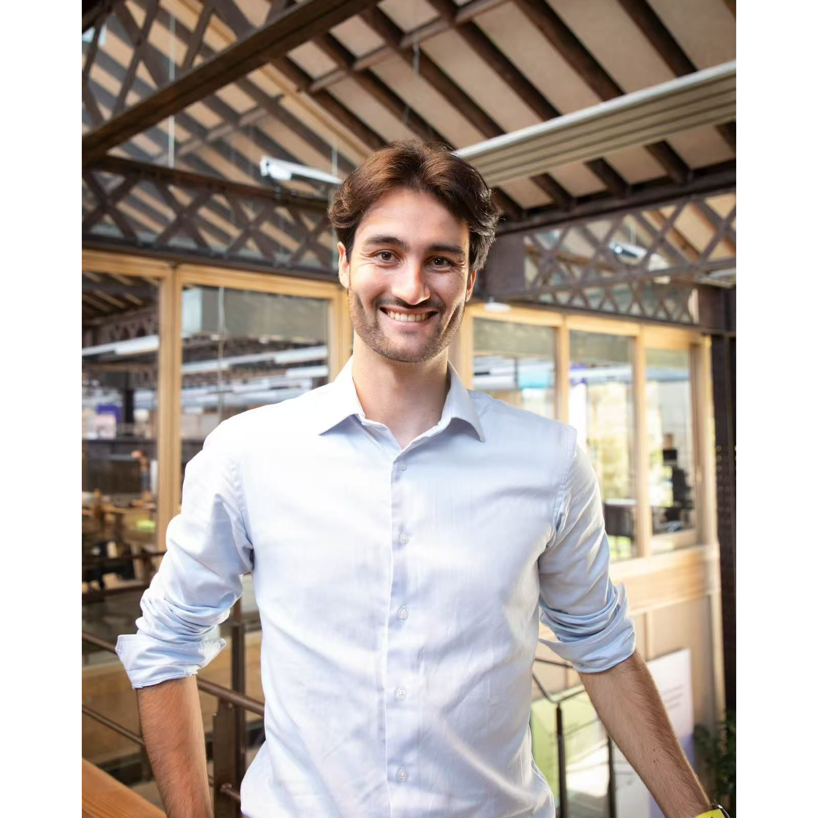 Episode 16: Podcast with Antoine Kuhnast — No Money, No Network: How Antoine Built a Deep Tech Startup from Scratch episode artwork