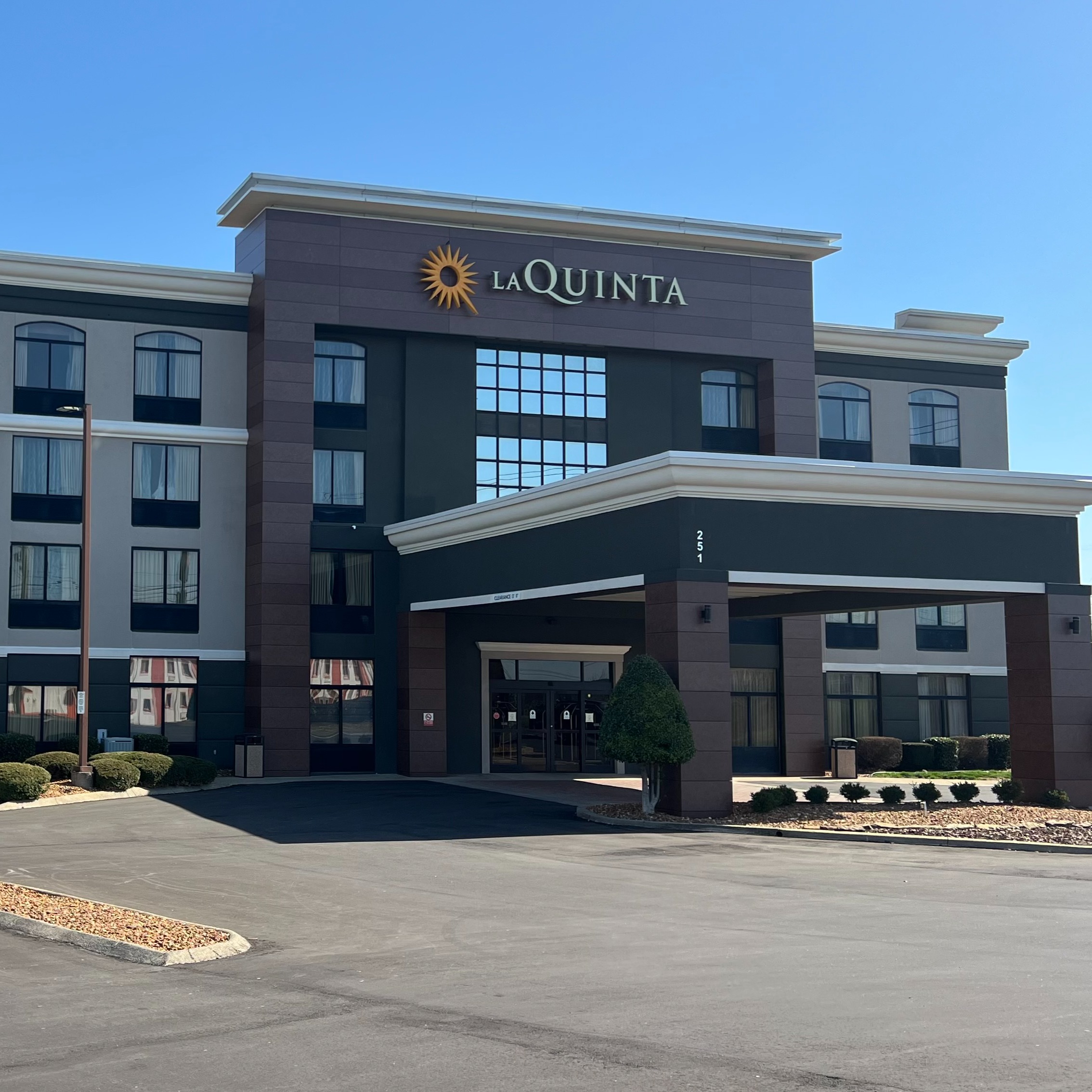 La Quinta Inn & Suits: An Insider's Look