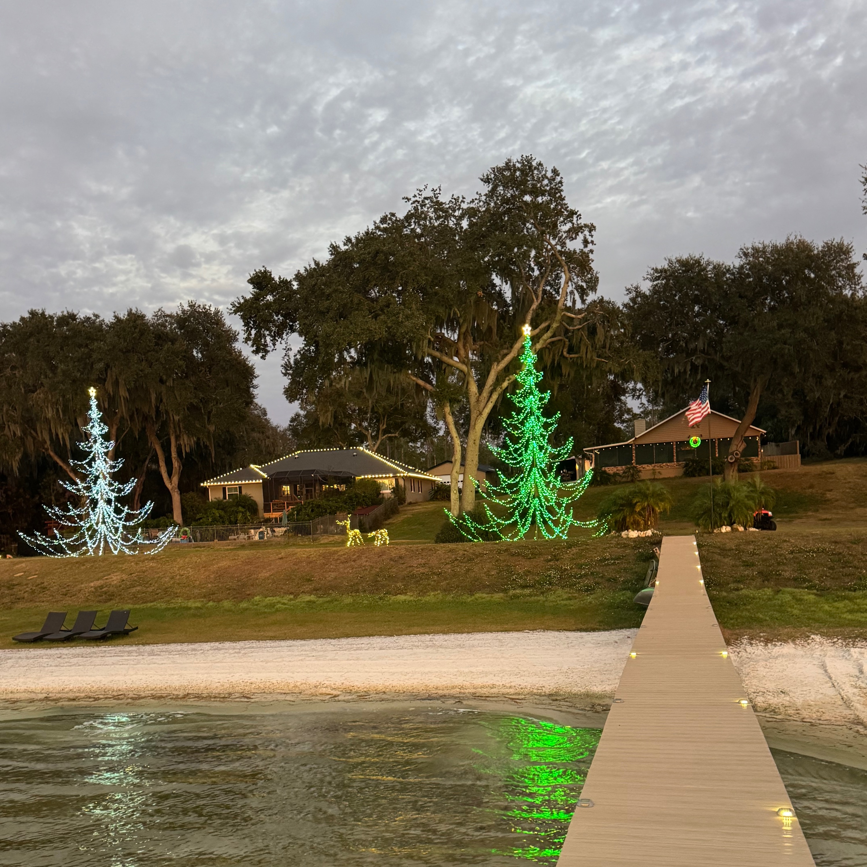 Lake Weir photos and video cover art