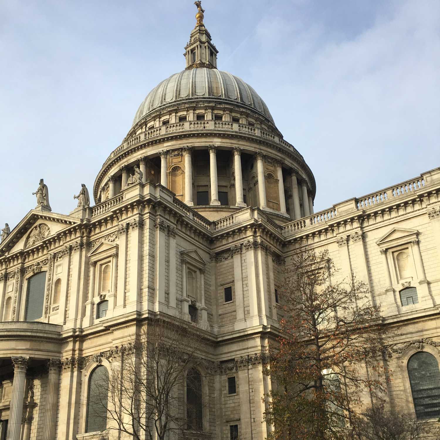 London Wlogger Walking Podcast