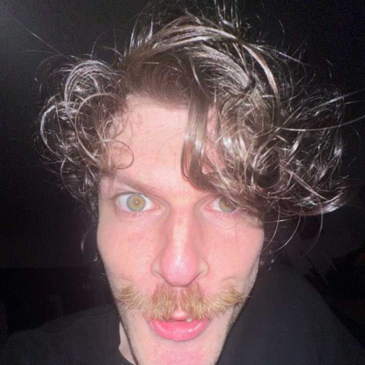 Entertaining Videos cover art