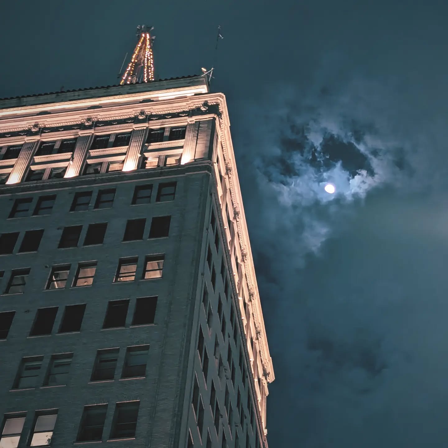 LOS ABOGADOS DEL VALLE