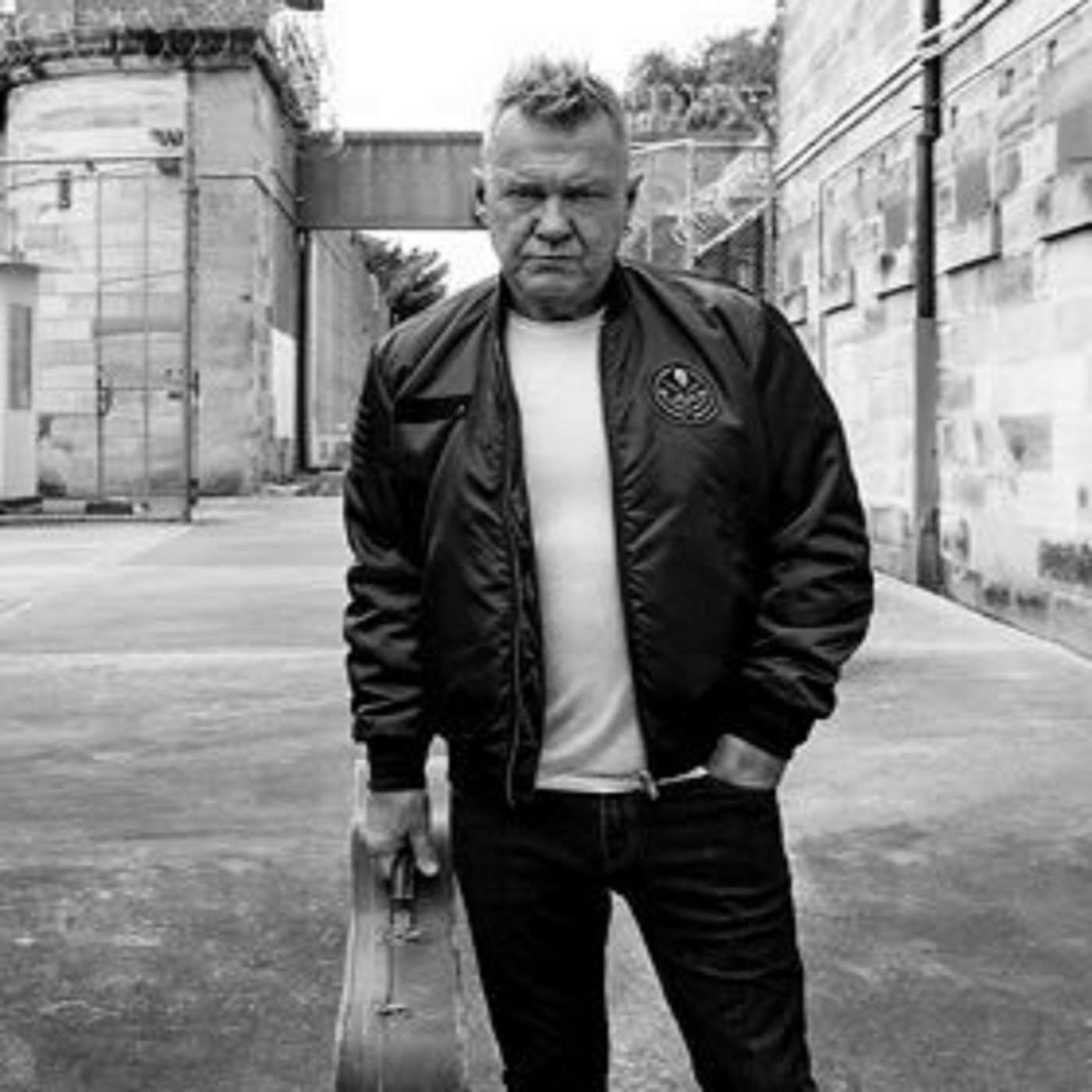 PODCAST: Jimmy Barnes reveals why rock stars trash hotel rooms episode artwork