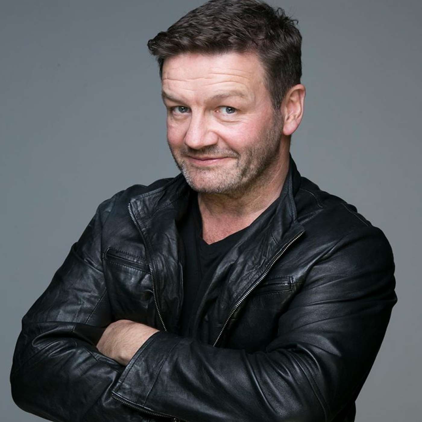 Comedian Lawrence Mooney is coming to the Give Me 5 Hilarity for Charity episode artwork