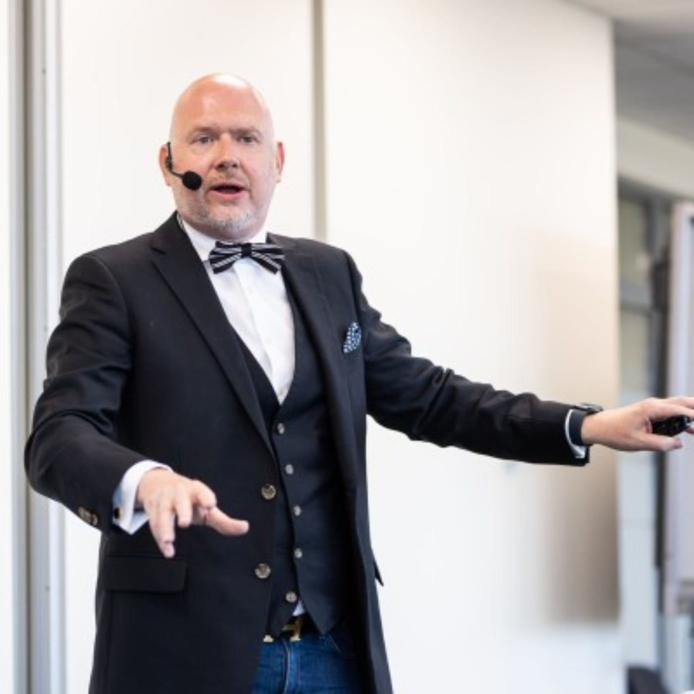 The Mindful Negotiating Show
