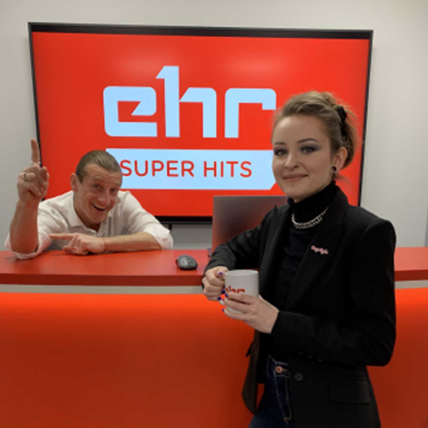 MANAS DZĪVES SUPERHITS