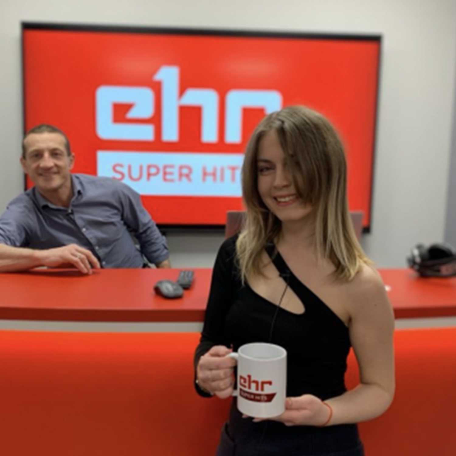 MANAS DZĪVES SUPERHITS