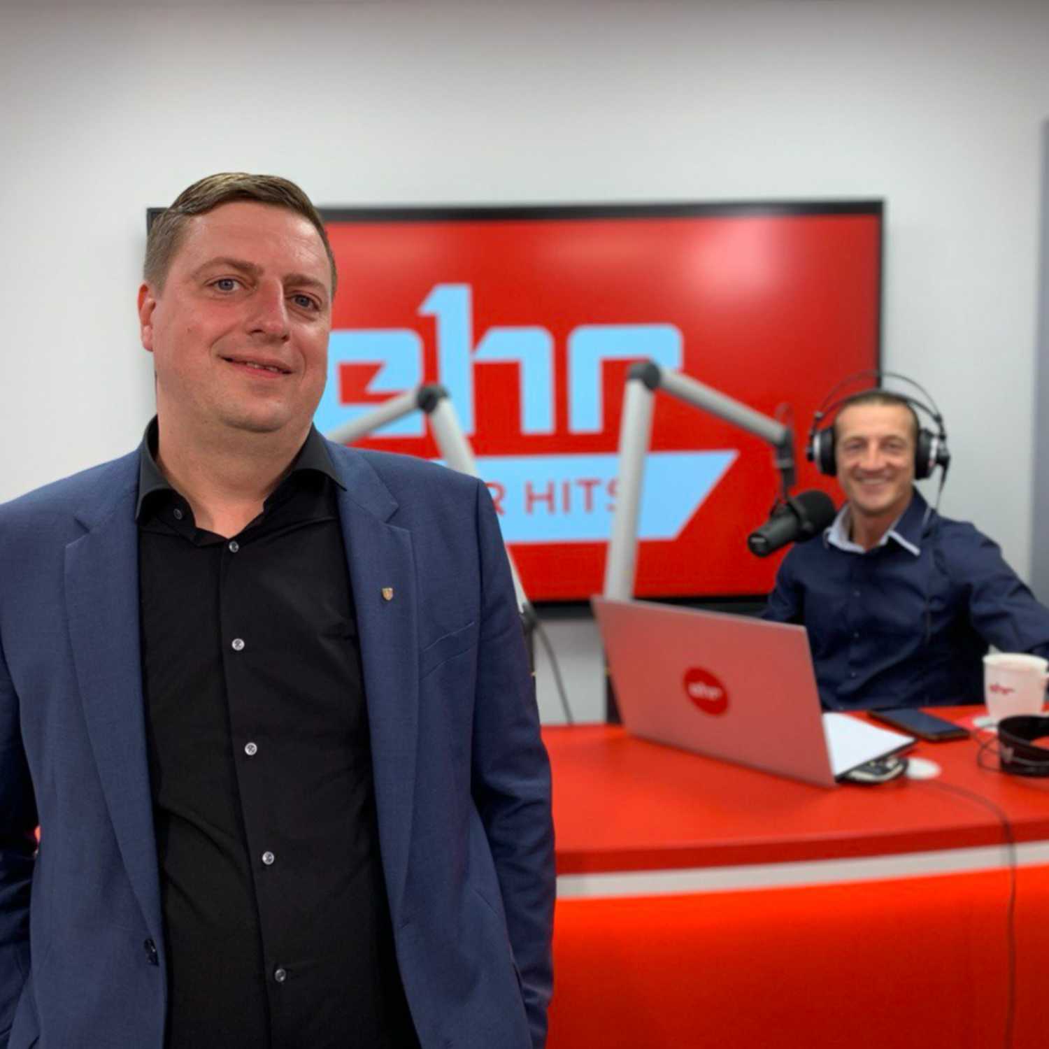 MANAS DZĪVES SUPERHITS