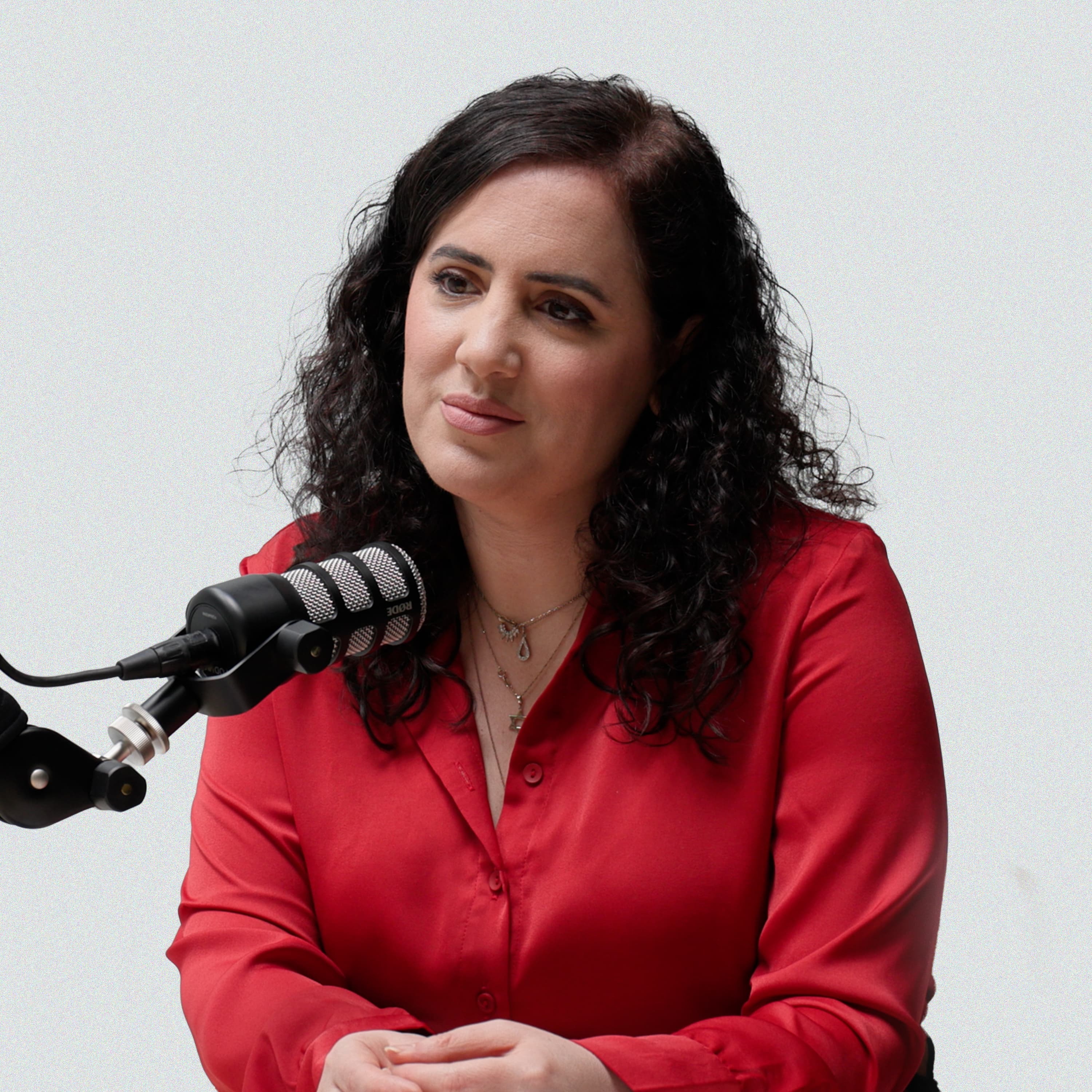 מדברים רעיונות עם נעמה לזימי