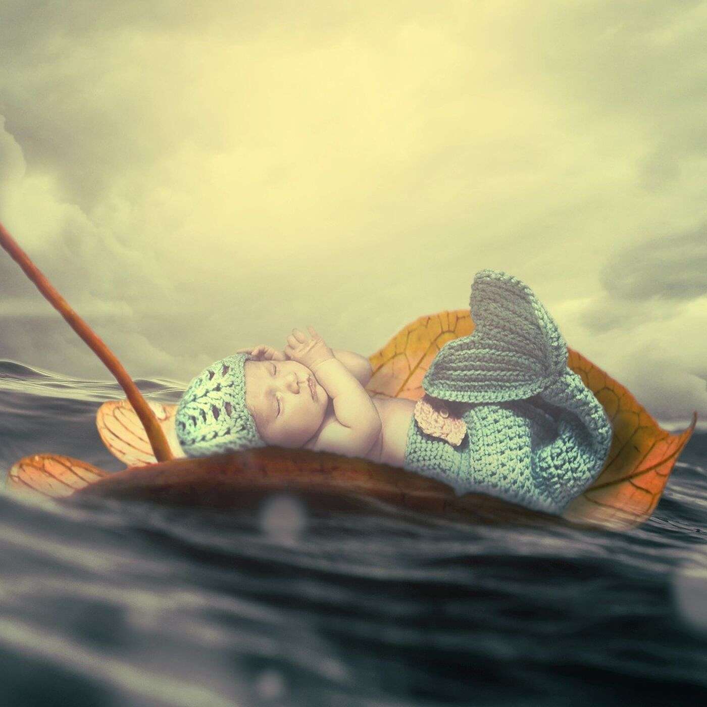 Delta Waves Sleep Meditation Music With Gentle Ocean Waves