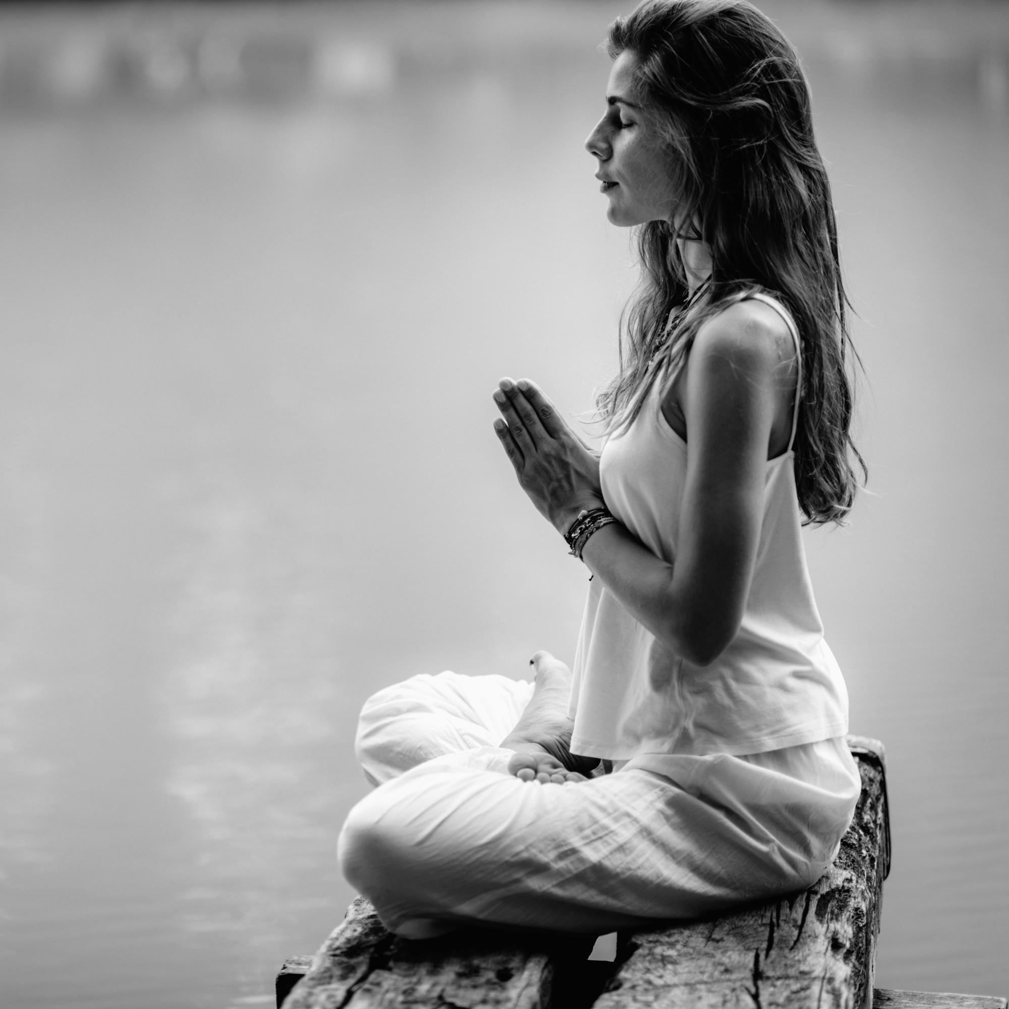 Whispers of the Soul: Sacred Art Of Listening To Nothing